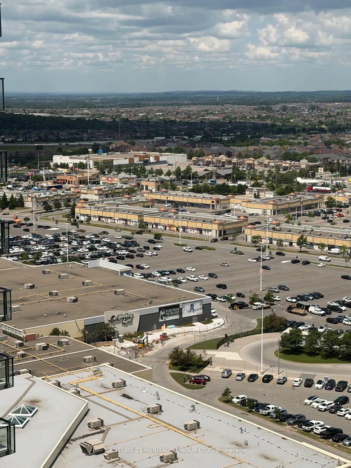 Photo 8 of Unit PH102, 8960 Jane Street, Vaughan, Vellore Village — HOMEH