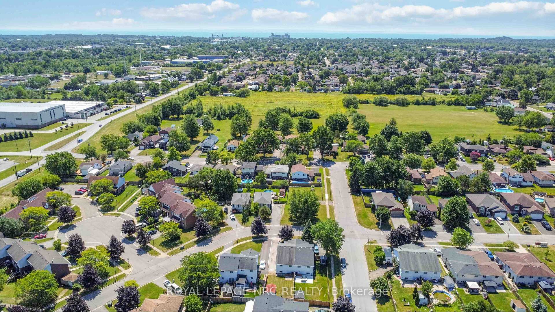 Photo 35 of 4 Saturn Road, Port Colborne, Main Street — HOMEH