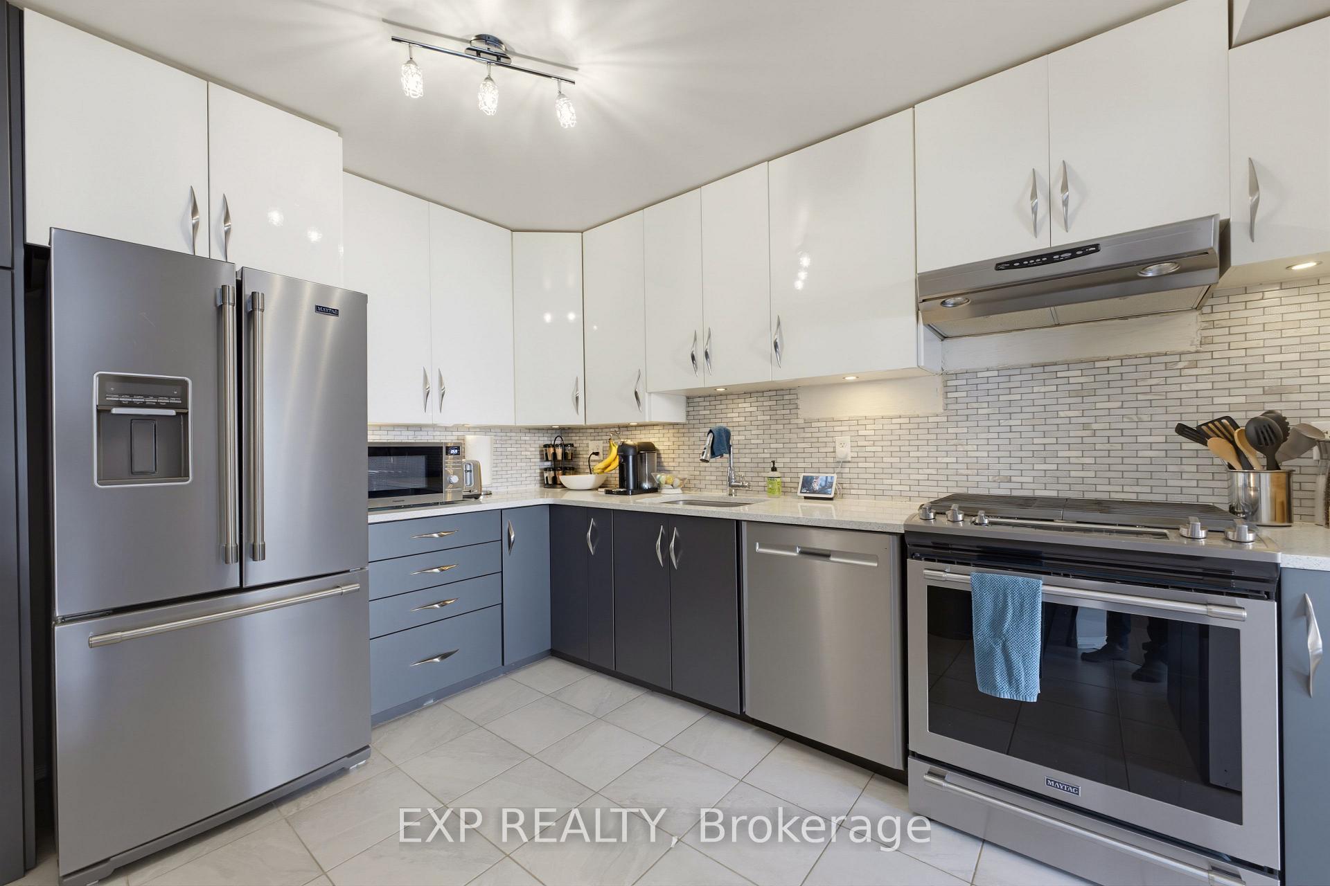 Photo 15 of 2215 Silverado Crescent, Ottawa, Avalon East — HOMEH