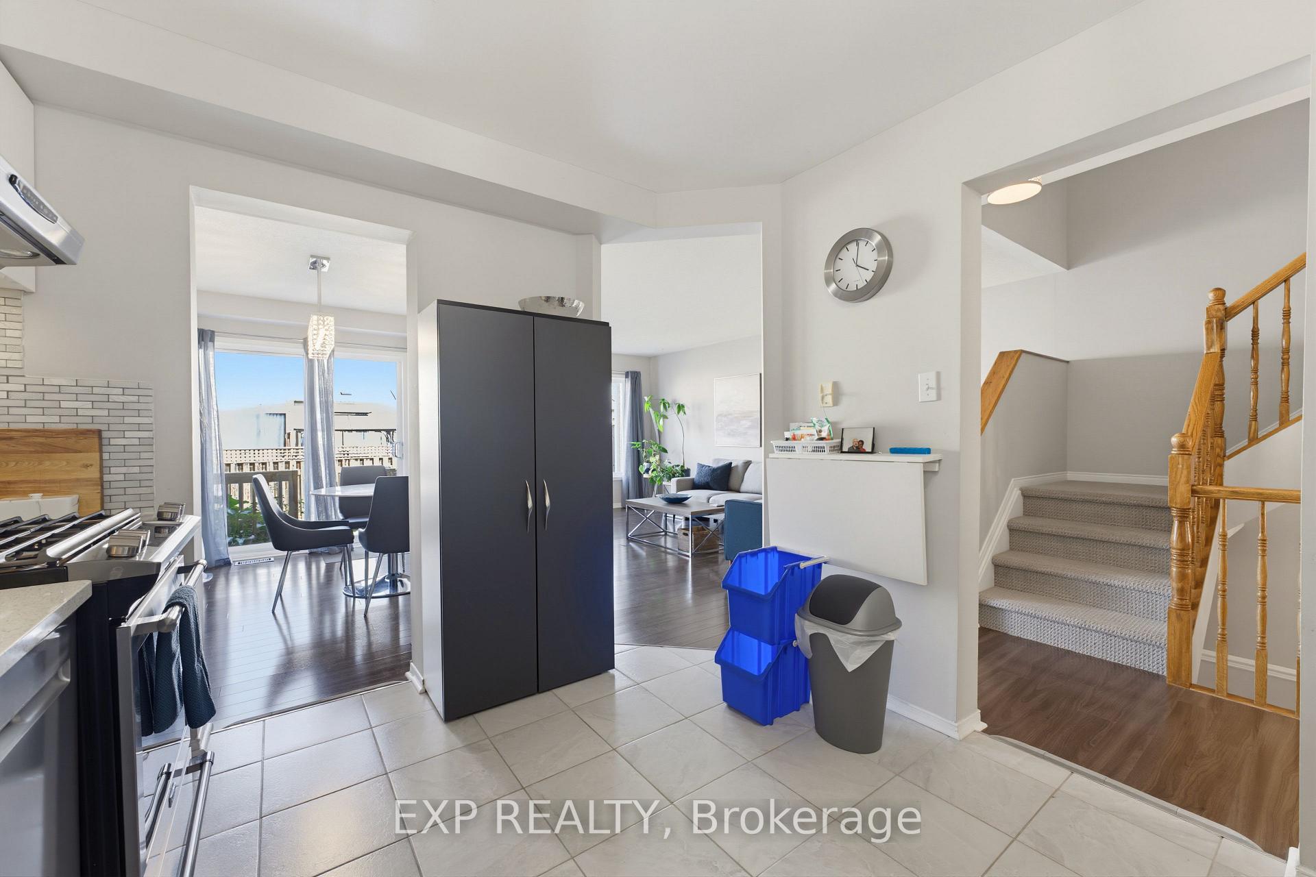 Photo 18 of 2215 Silverado Crescent, Ottawa, Avalon East — HOMEH