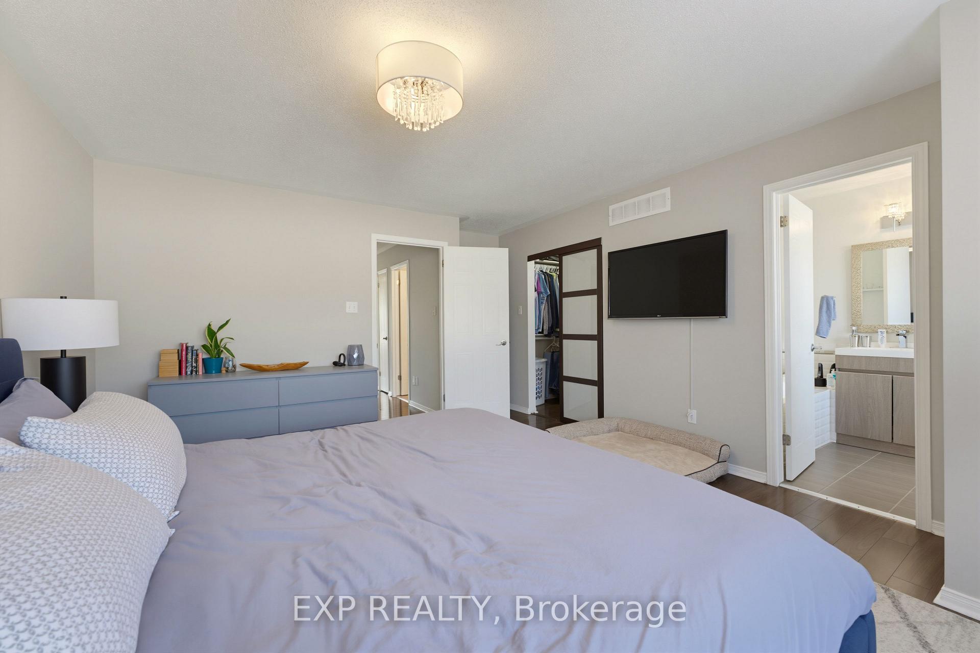 Photo 20 of 2215 Silverado Crescent, Ottawa, Avalon East — HOMEH