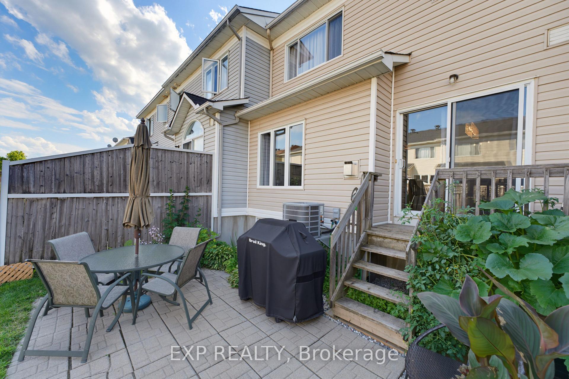 Photo 32 of 2215 Silverado Crescent, Ottawa, Avalon East — HOMEH