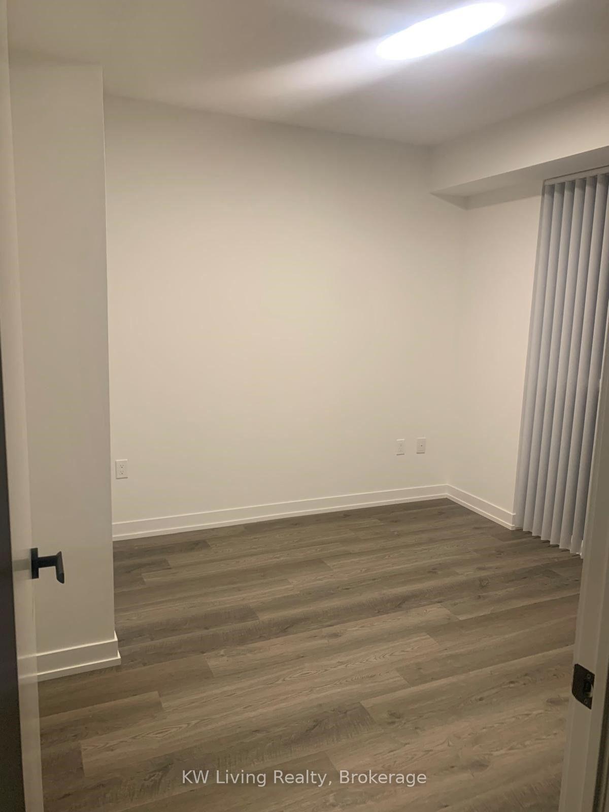 Photo 4 of Unit 309, 195 Commerce Street W, Vaughan, Vaughan Corporate Centre — HOMEH