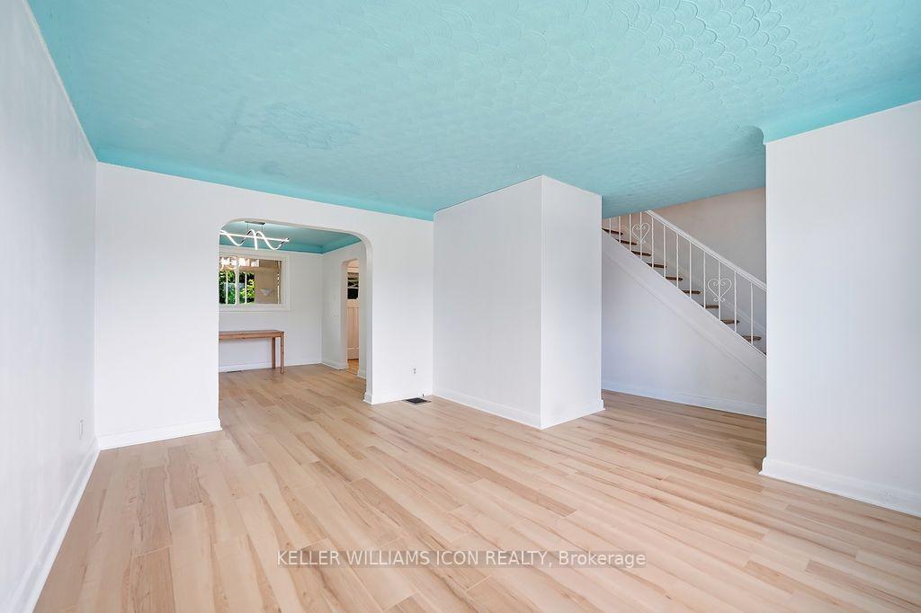 Photo 10 of 873 Woodroffe Avenue, Ottawa, McKellar Heights/Glabar Park — HOMEH