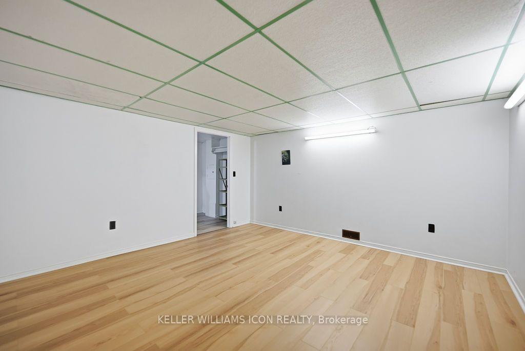 Photo 31 of 873 Woodroffe Avenue, Ottawa, McKellar Heights/Glabar Park — HOMEH