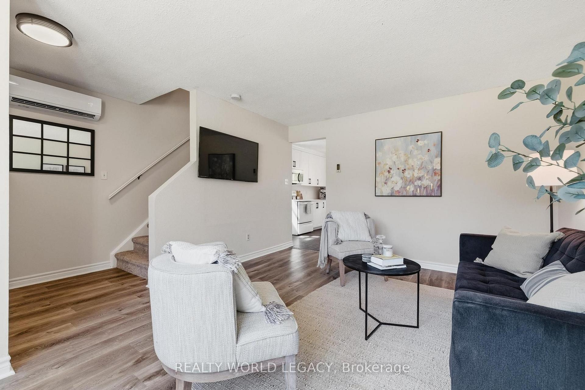 Photo 4 of 283 Cole Road, Guelph, Kortright West — HOMEH