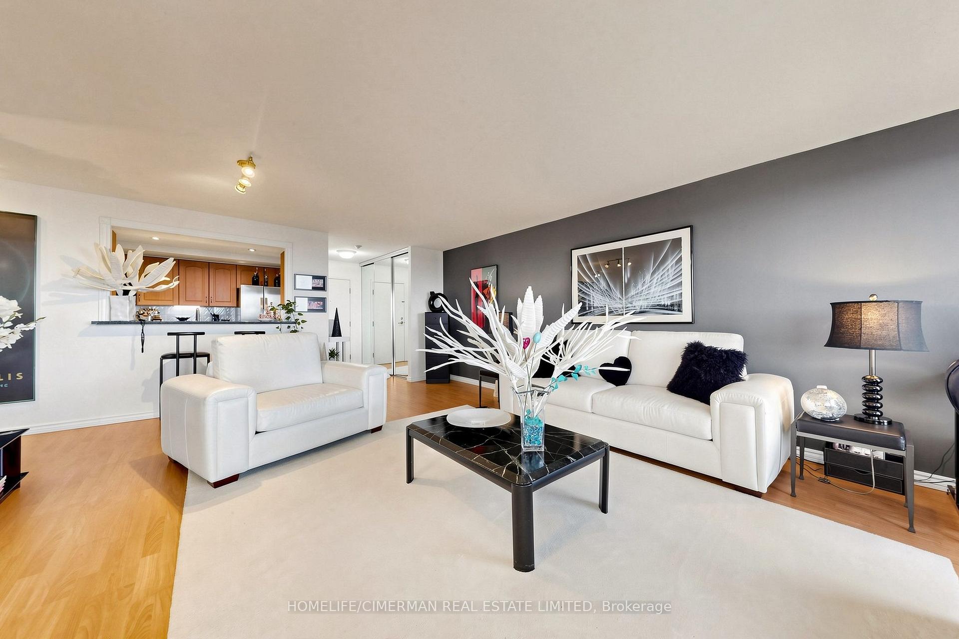 Photo 10 of Unit 3302, 5 Concorde Place, North York, Banbury-Don Mills — HOMEH
