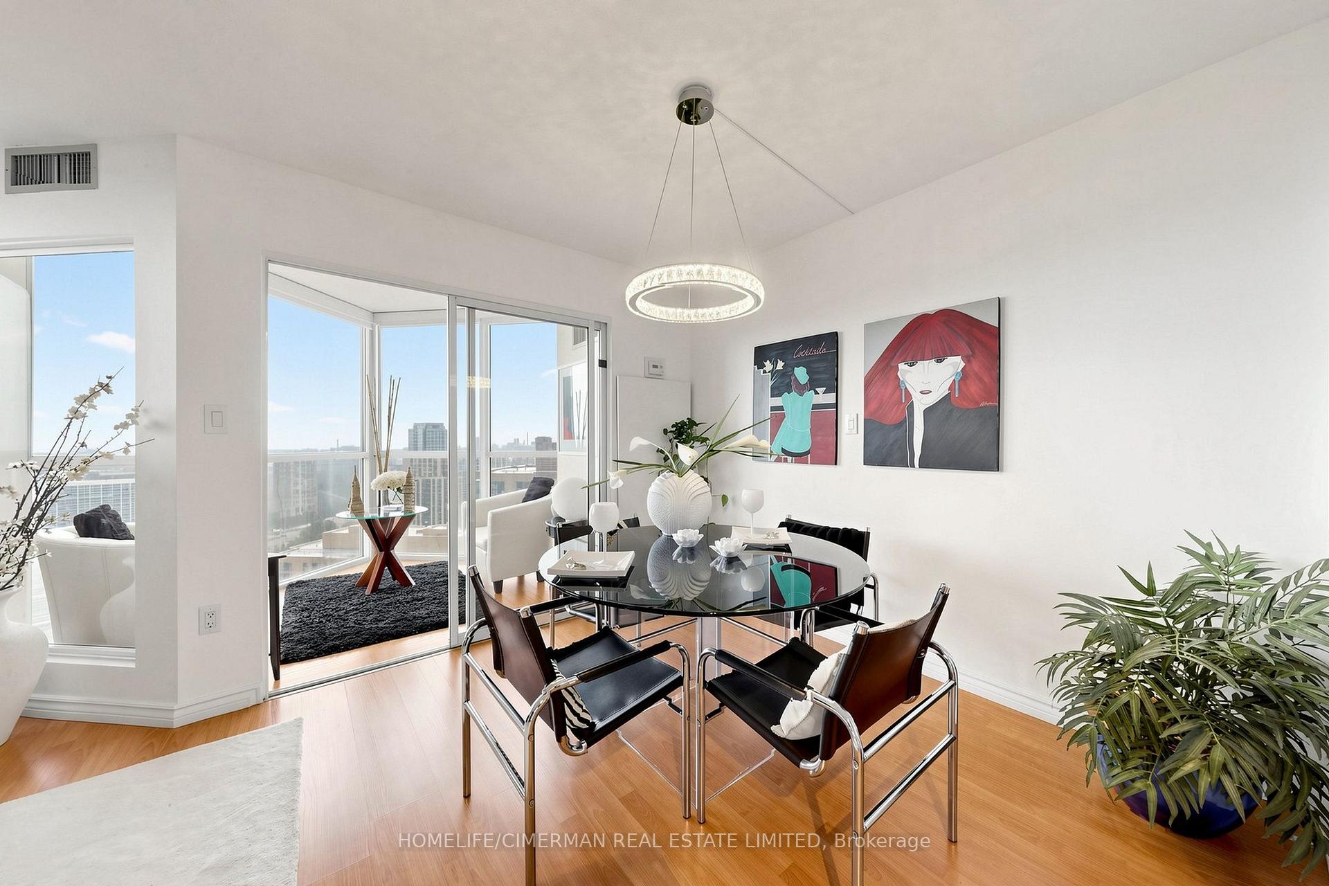 Photo 12 of Unit 3302, 5 Concorde Place, North York, Banbury-Don Mills — HOMEH