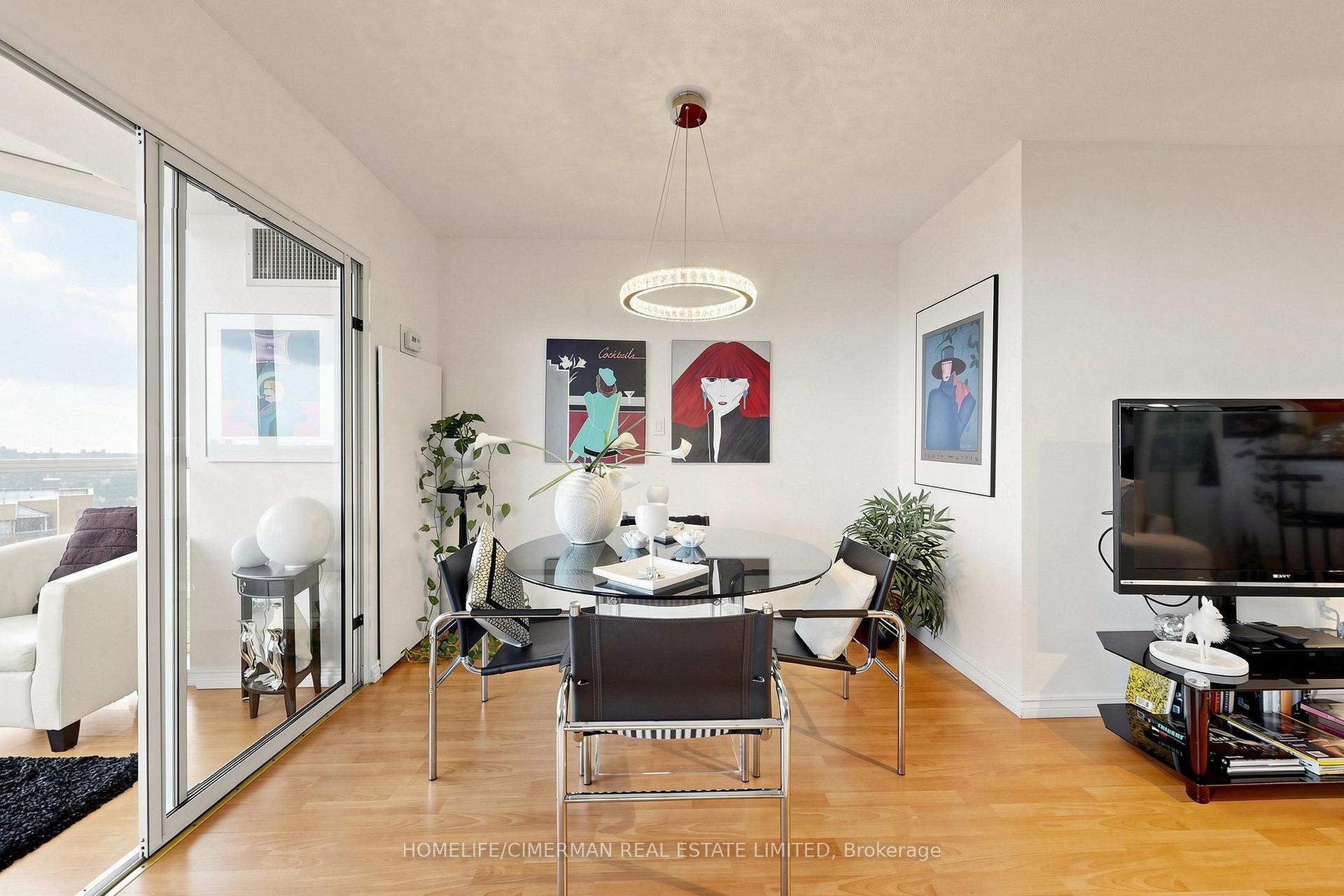 Photo 14 of Unit 3302, 5 Concorde Place, North York, Banbury-Don Mills — HOMEH