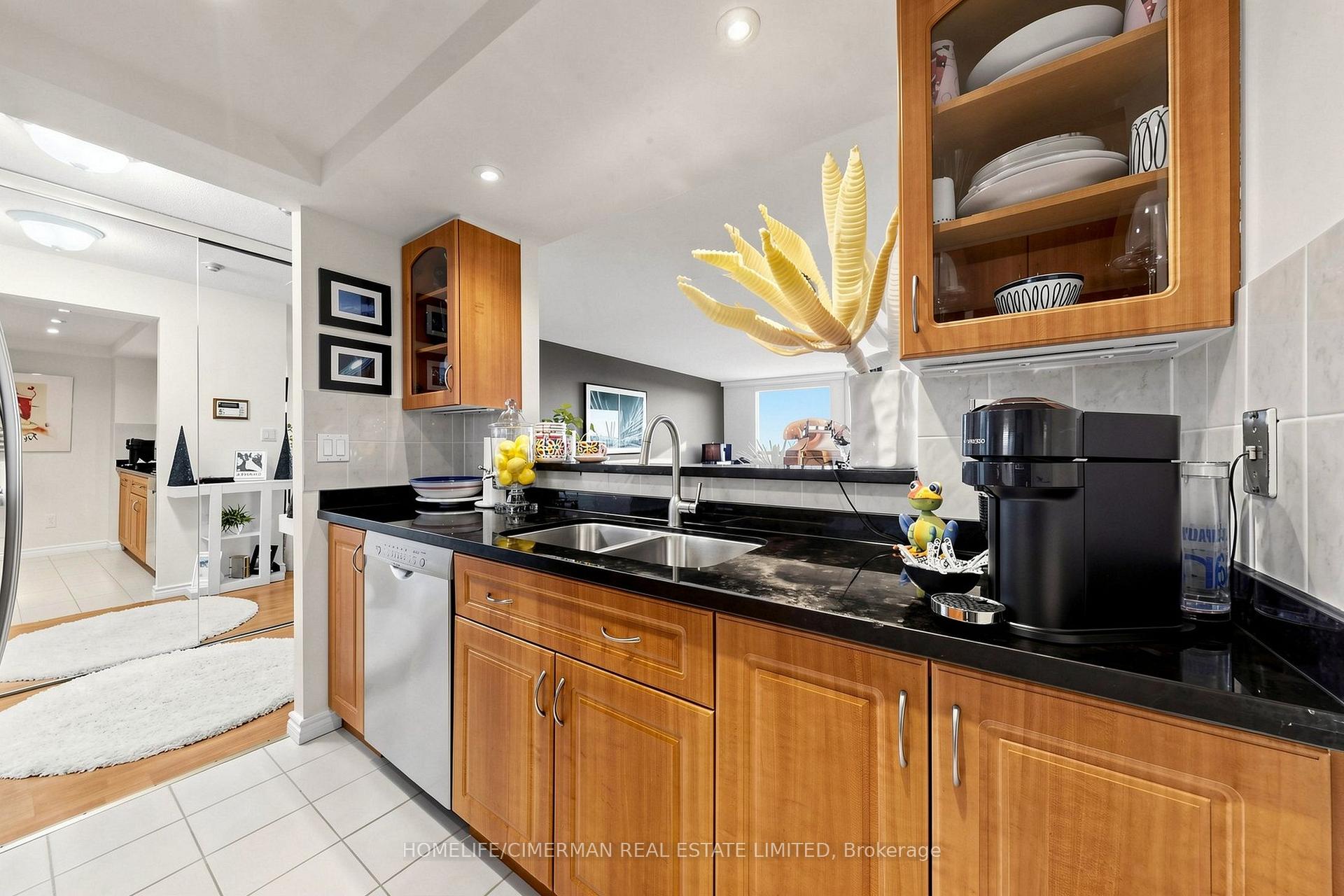 Photo 18 of Unit 3302, 5 Concorde Place, North York, Banbury-Don Mills — HOMEH