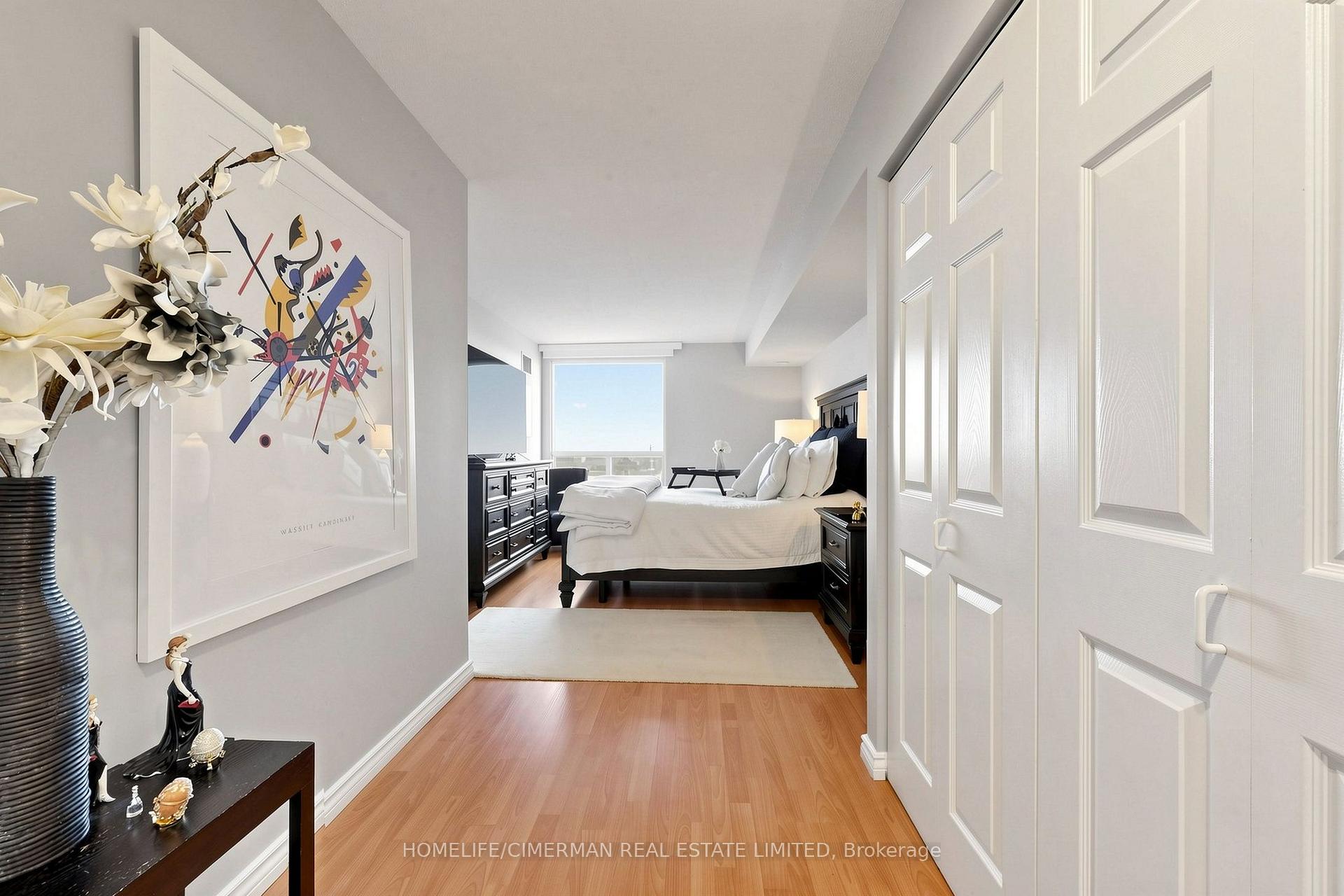 Photo 19 of Unit 3302, 5 Concorde Place, North York, Banbury-Don Mills — HOMEH