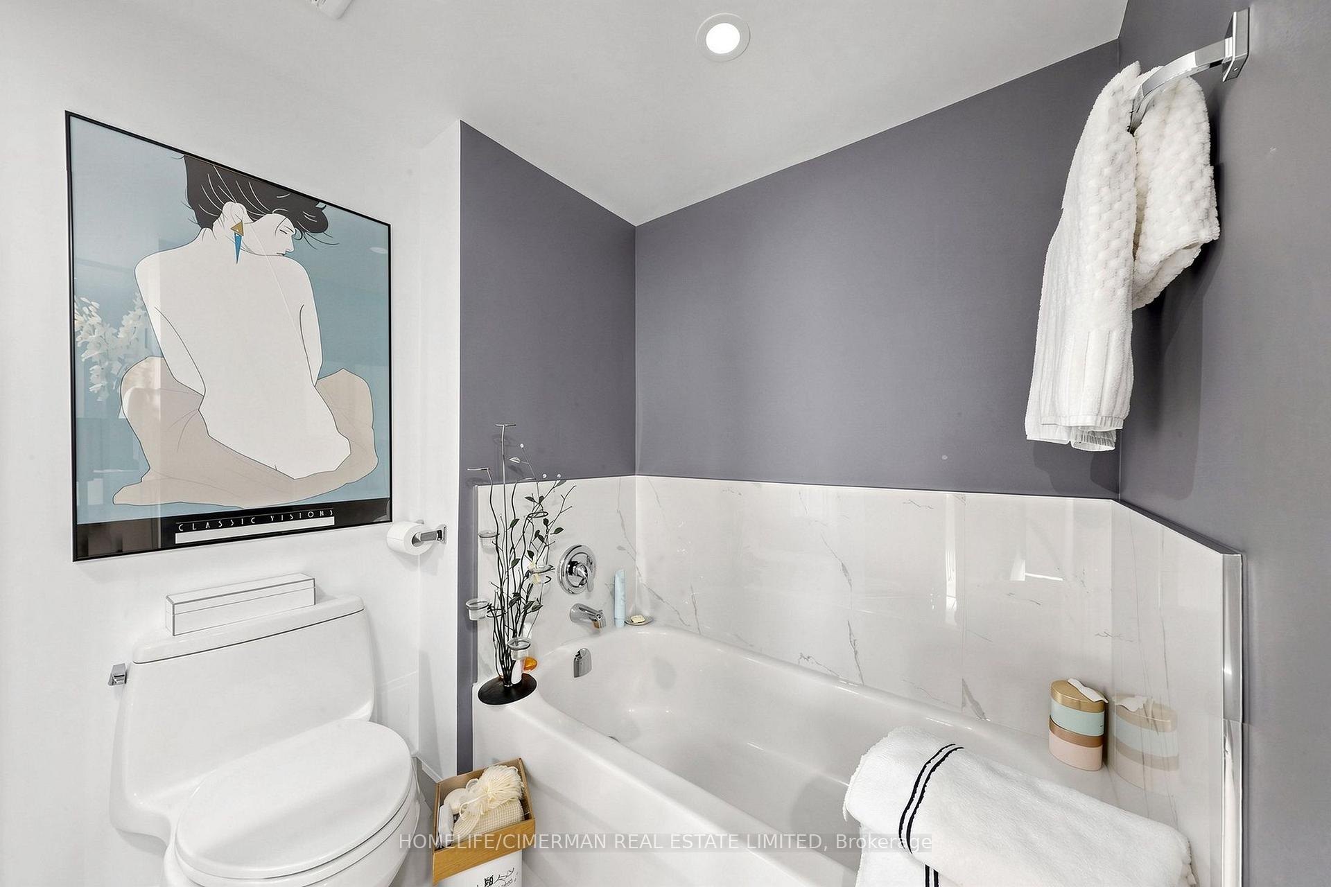 Photo 25 of Unit 3302, 5 Concorde Place, North York, Banbury-Don Mills — HOMEH