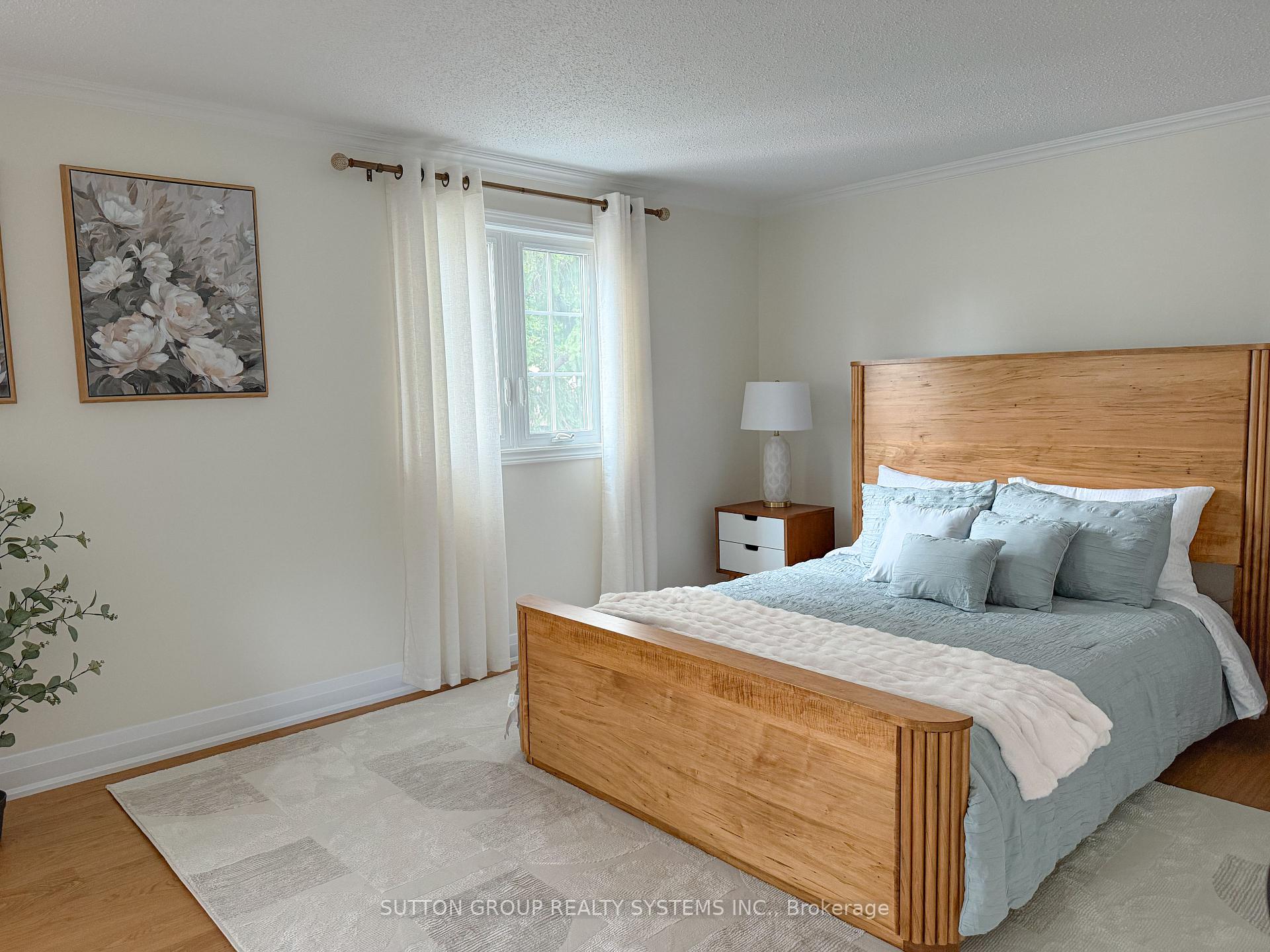 Photo 22 of 19 Parkway Place, Hamilton, Dundas — HOMEH