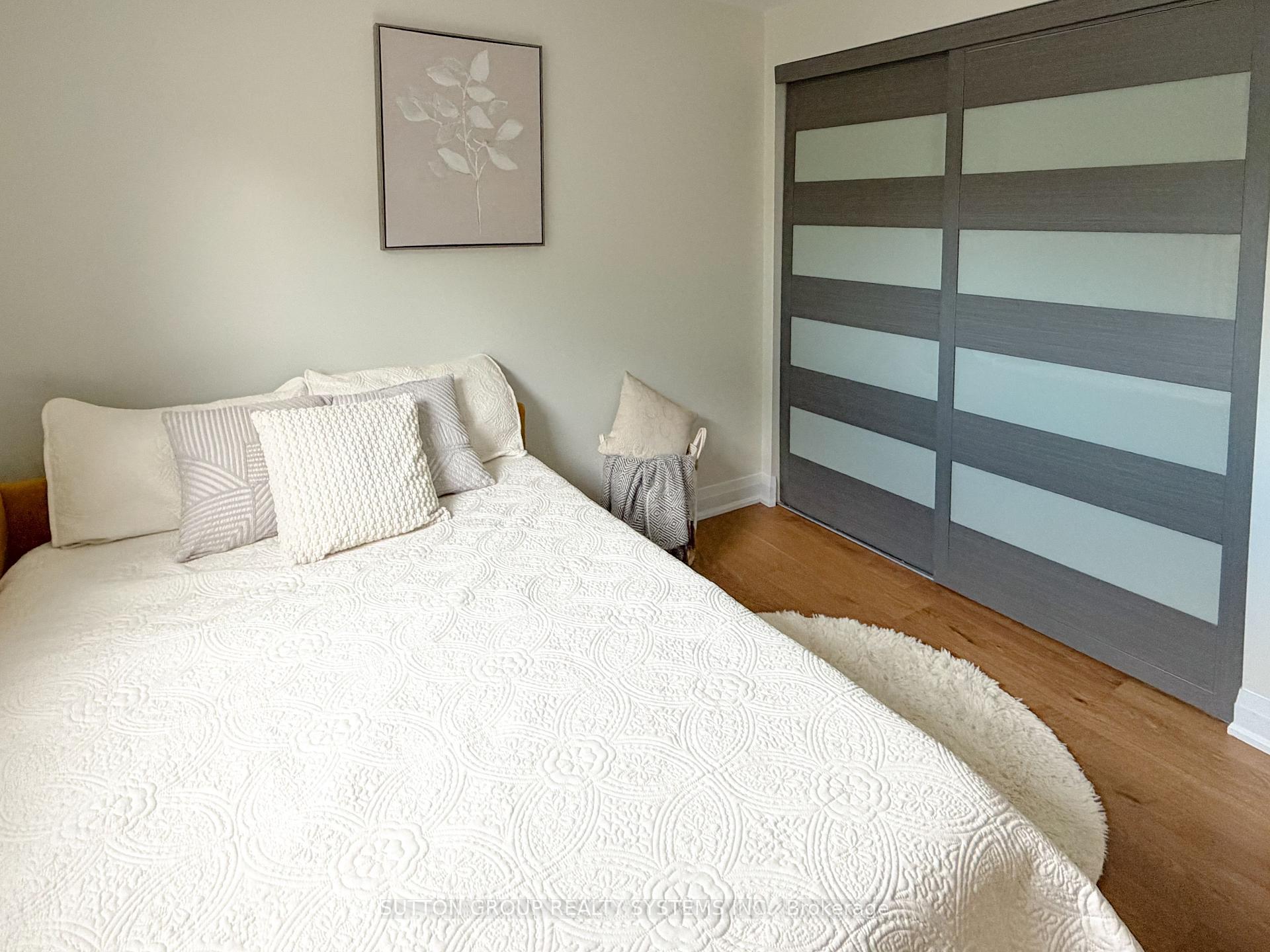 Photo 27 of 19 Parkway Place, Hamilton, Dundas — HOMEH