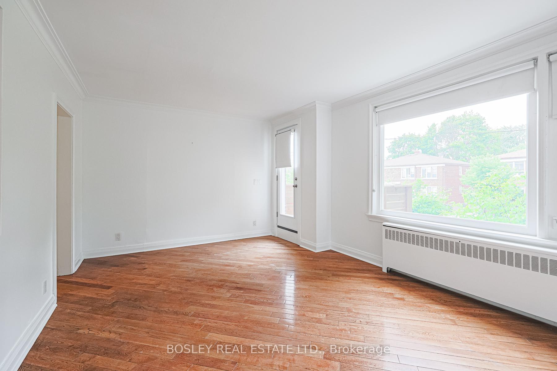 Photo 11 of Unit 3, 20 Markdale Avenue, Toronto, Humewood-Cedarvale — HOMEH