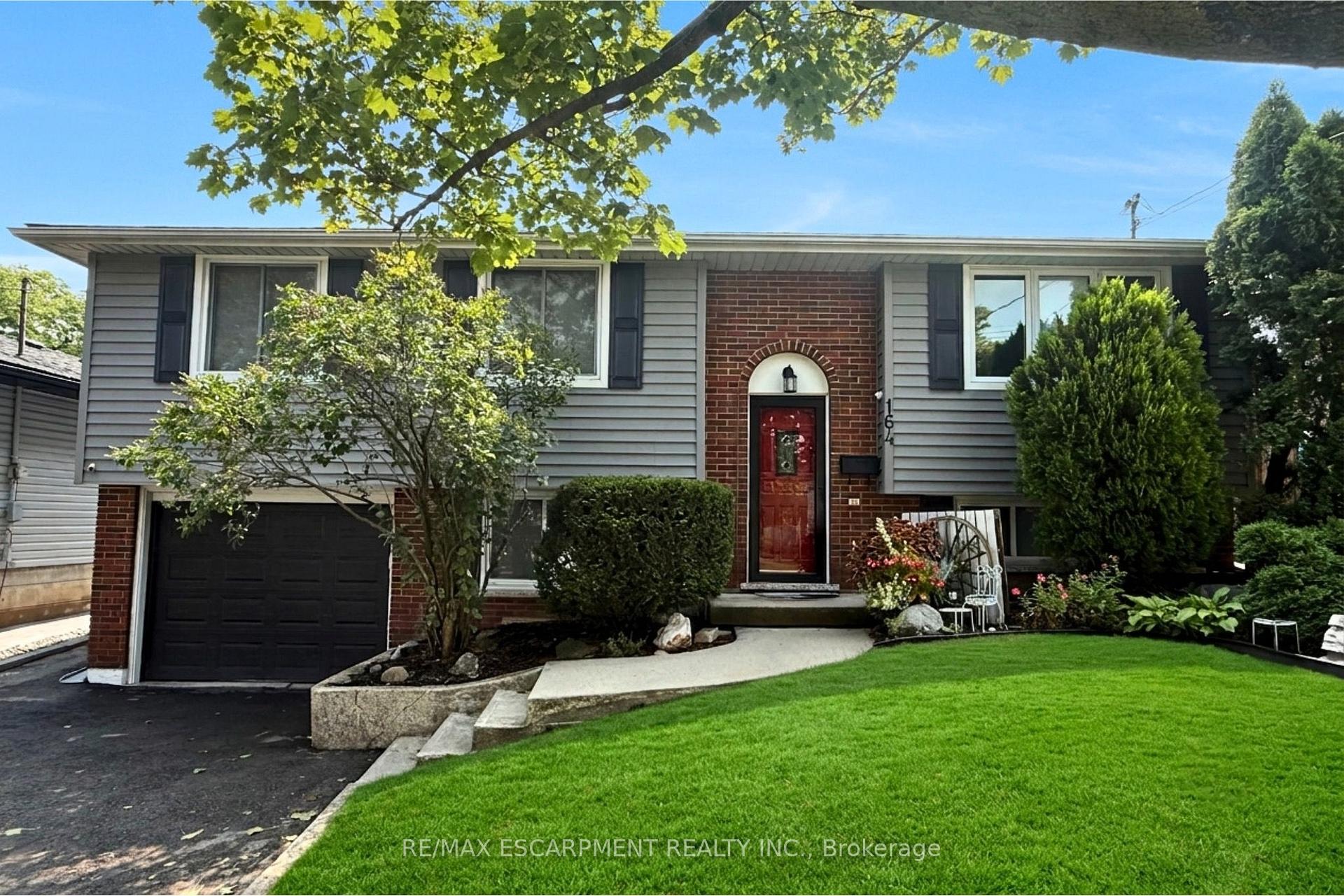 Photo 1 of 164 Hanover Place, Hamilton, Vincent — HOMEH