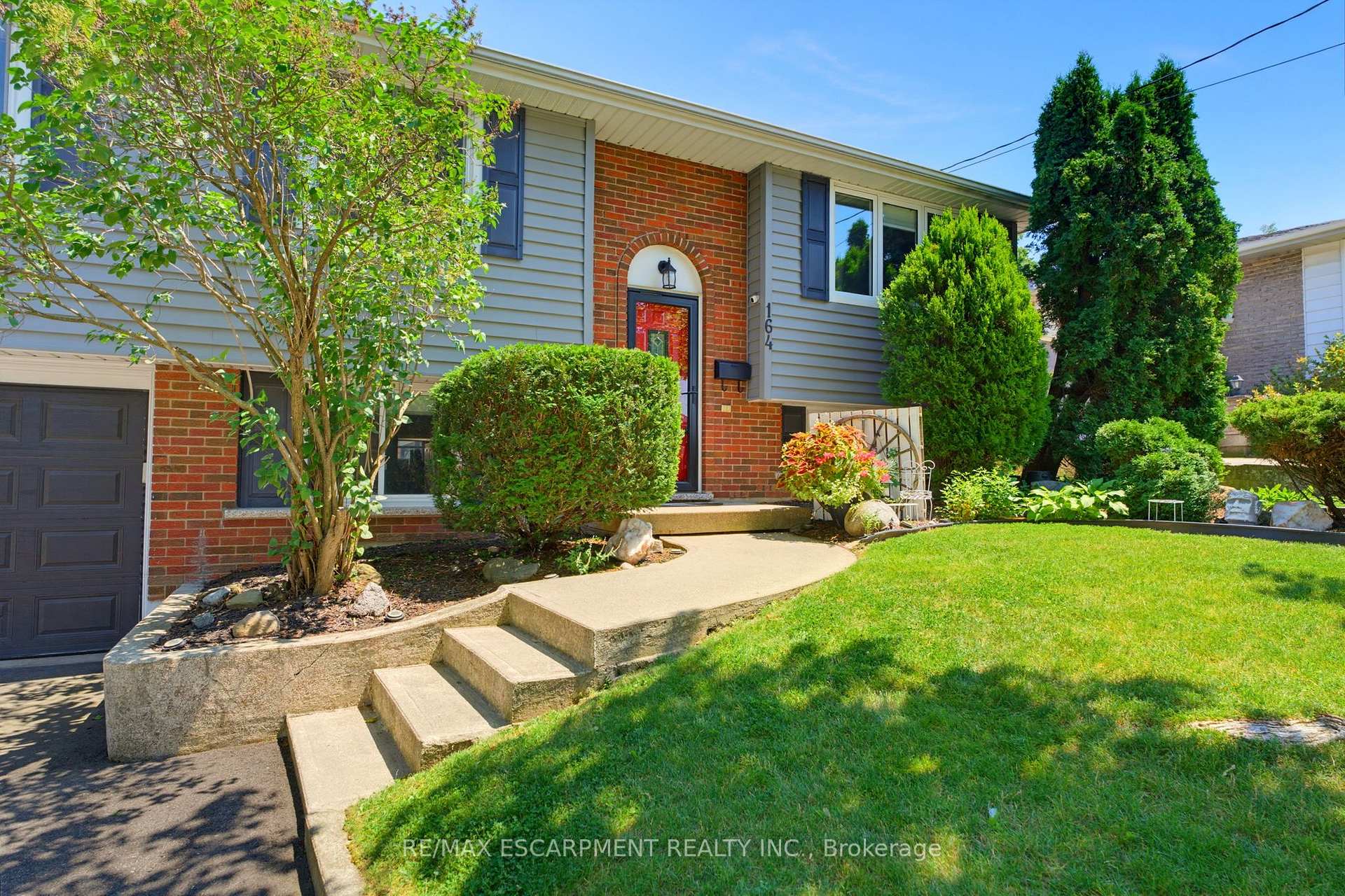 Photo 6 of 164 Hanover Place, Hamilton, Vincent — HOMEH