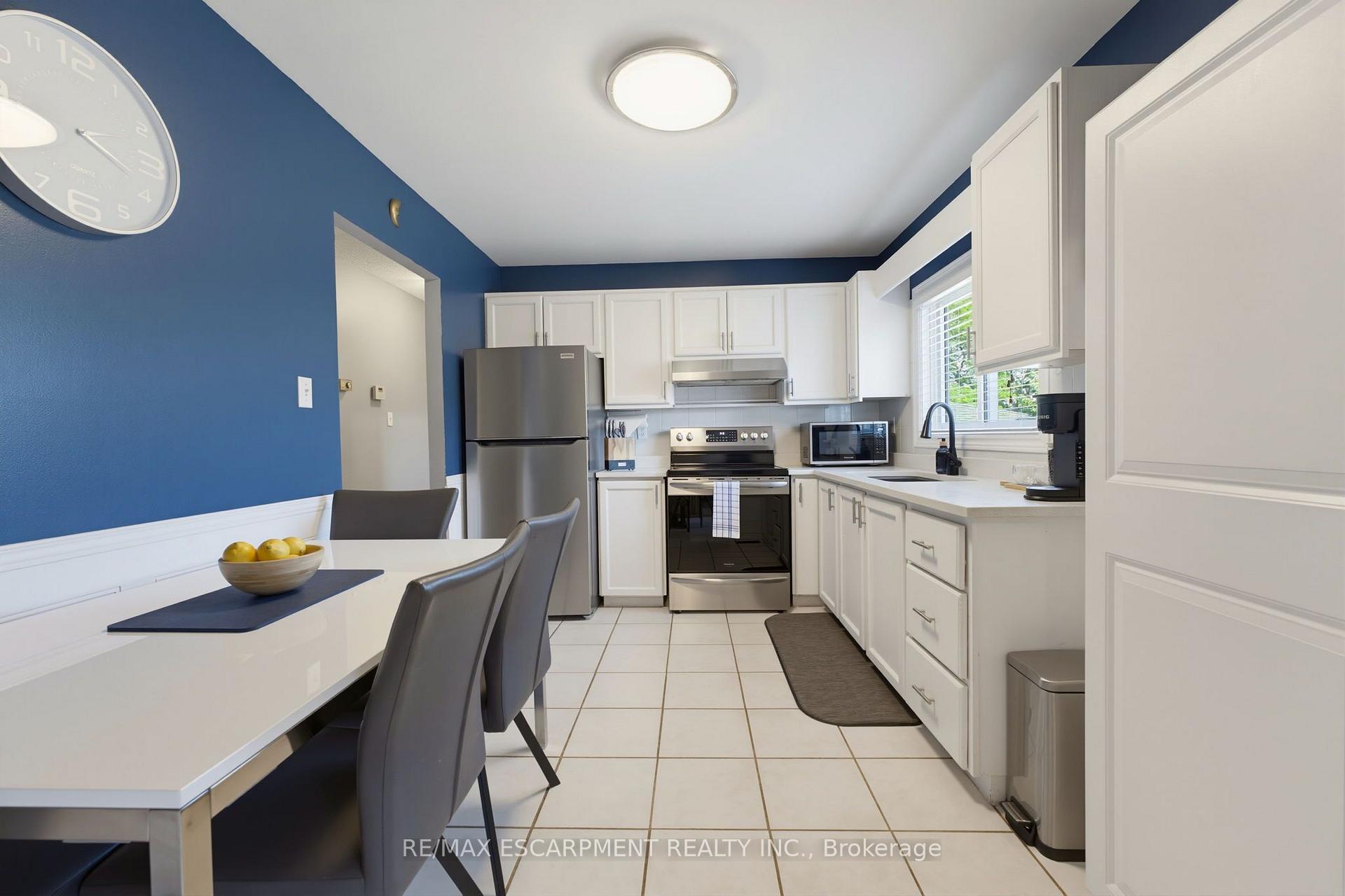 Photo 11 of 164 Hanover Place, Hamilton, Vincent — HOMEH