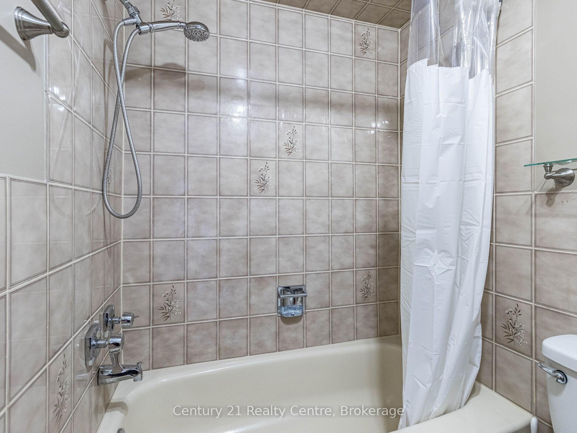 Photo 12 of Unit Basement, 34 Niagara Place, Brampton, Westgate — HOMEH