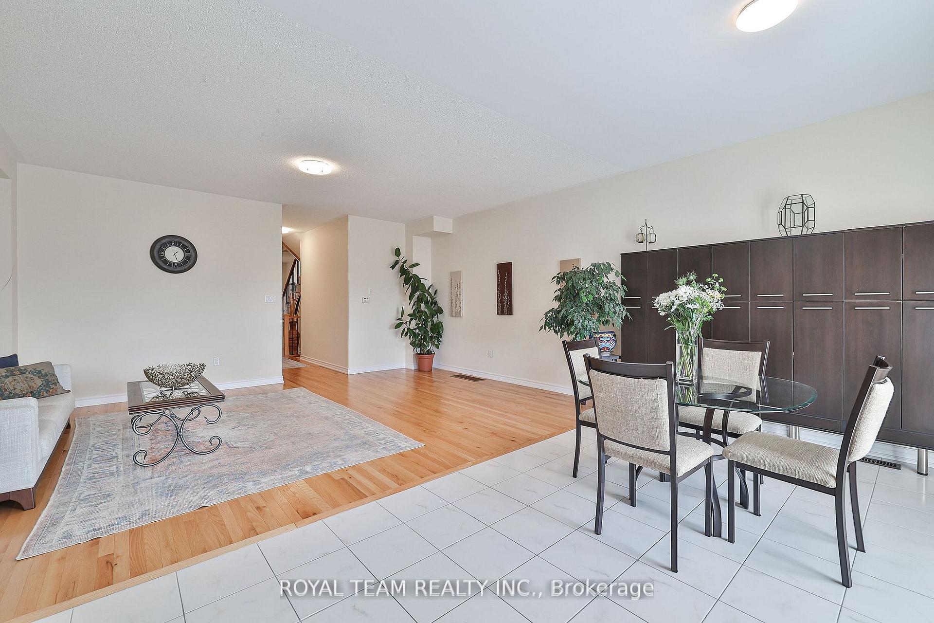 Photo 8 of 1246 Peelar Crescent, Innisfil, Lefroy — HOMEH