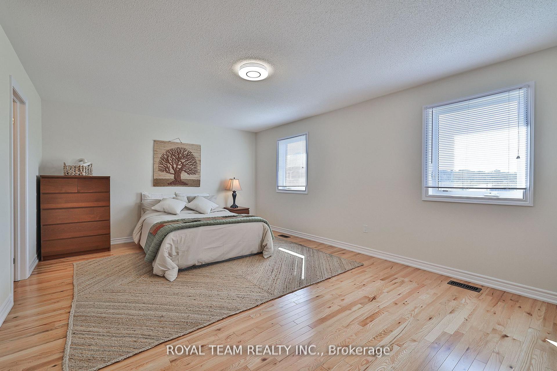Photo 15 of 1246 Peelar Crescent, Innisfil, Lefroy — HOMEH