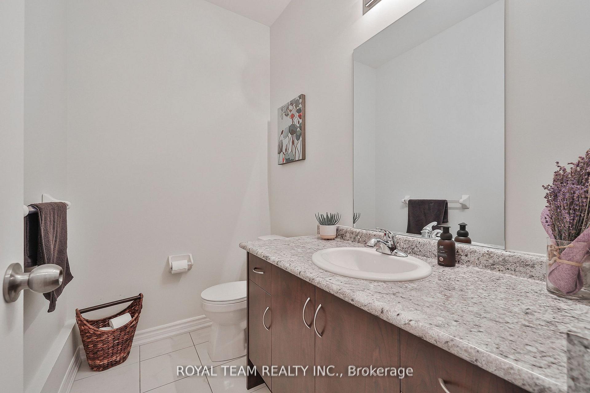 Photo 22 of 1246 Peelar Crescent, Innisfil, Lefroy — HOMEH