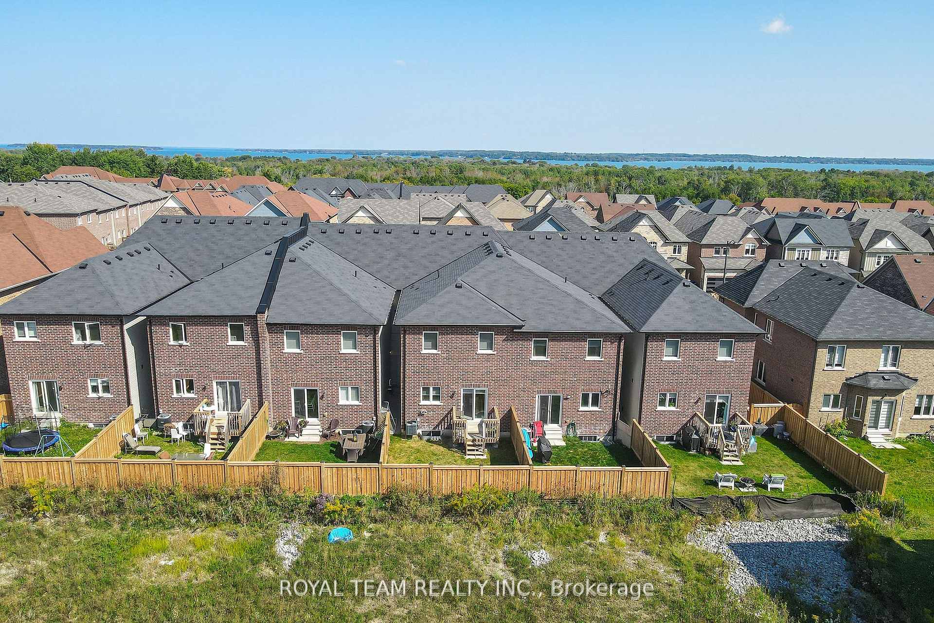 Photo 30 of 1246 Peelar Crescent, Innisfil, Lefroy — HOMEH