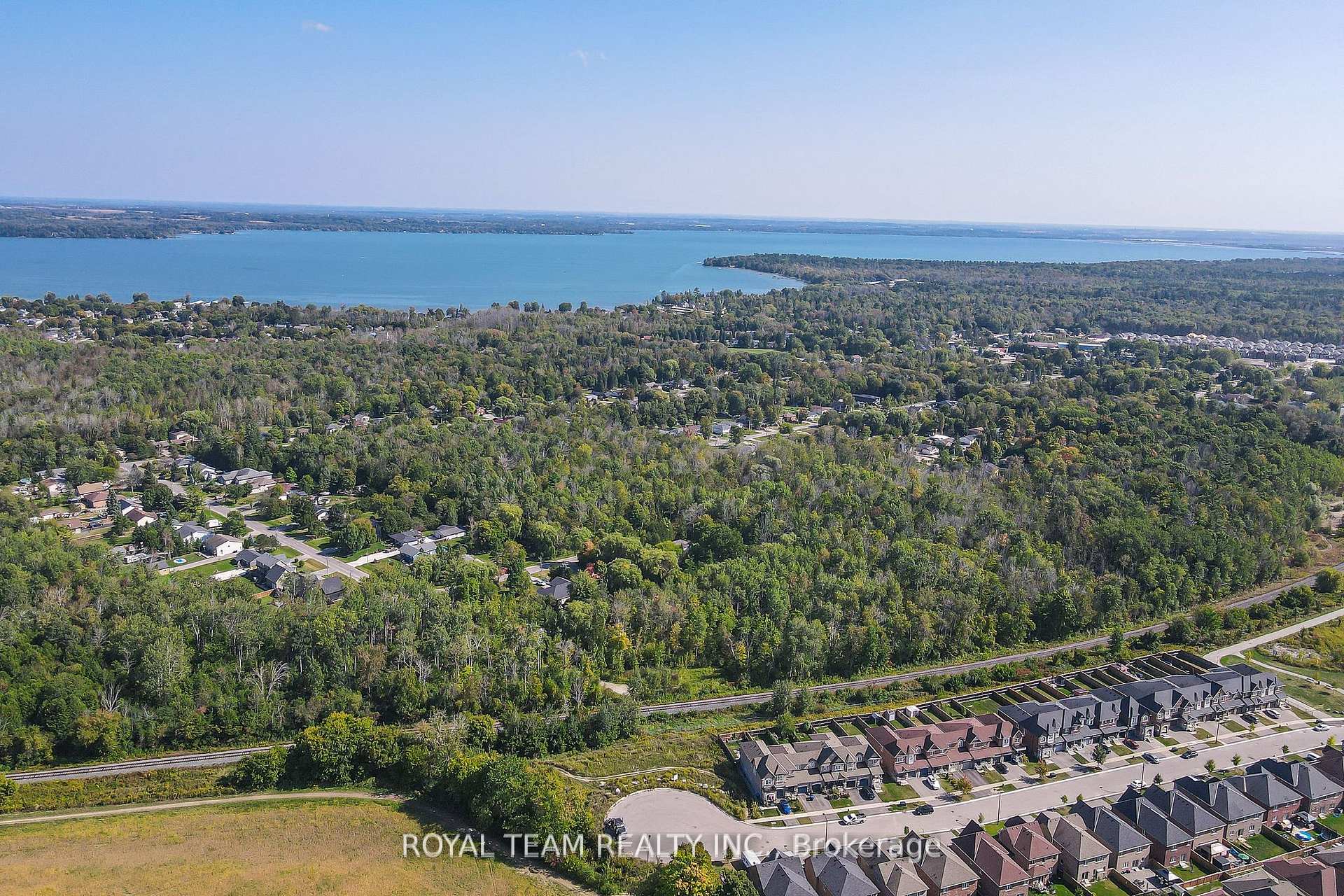 Photo 31 of 1246 Peelar Crescent, Innisfil, Lefroy — HOMEH