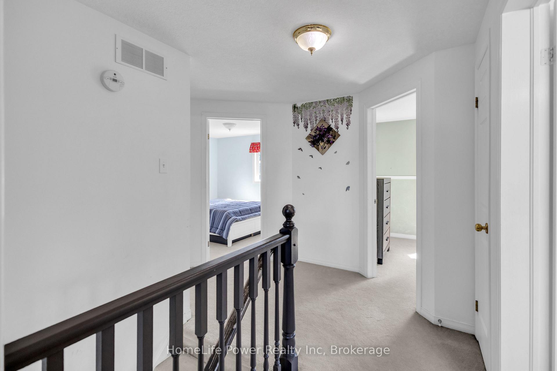 Photo 29 of 35 Borland Drive, Guelph, Clairfields/Hanlon Business Park — HOMEH