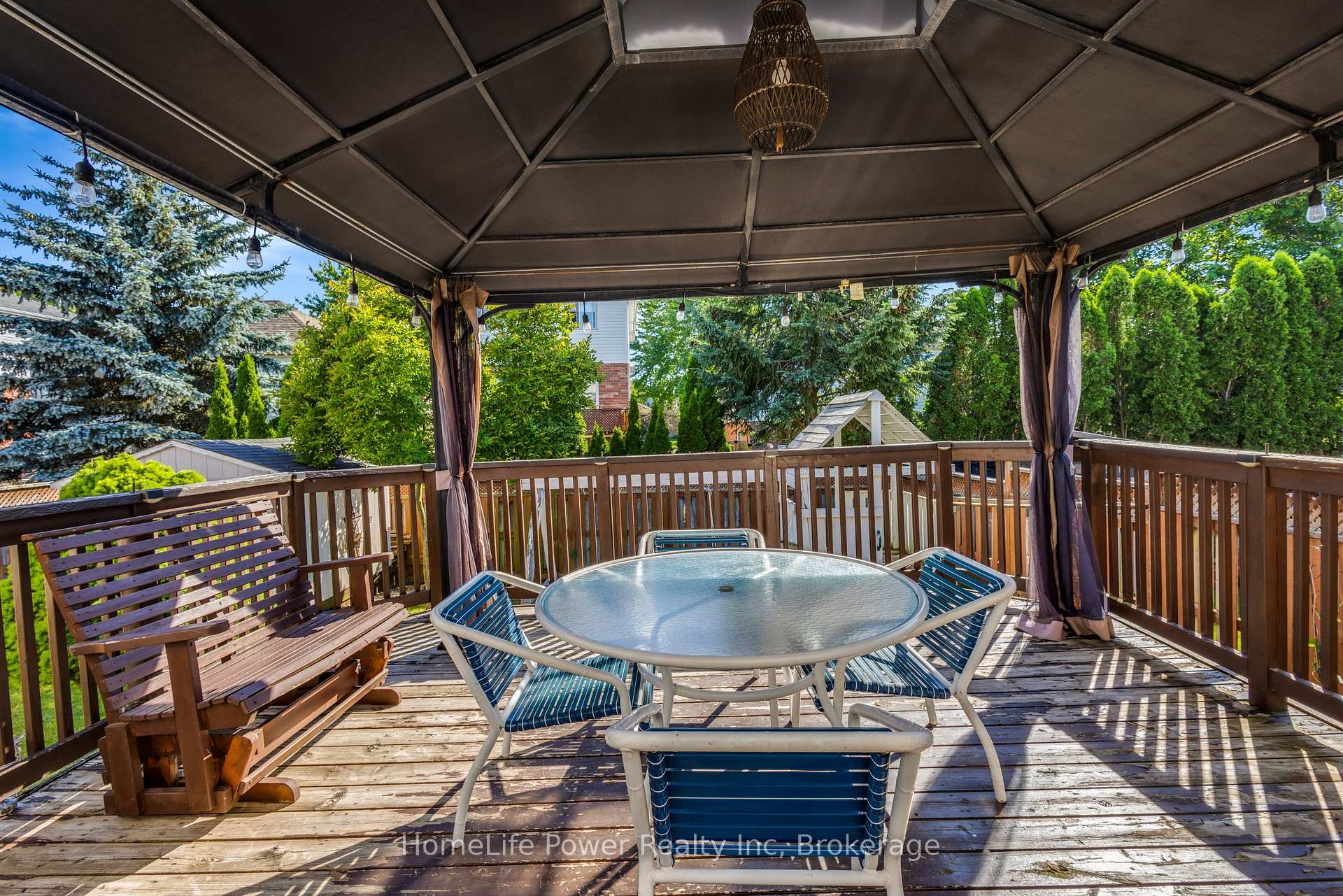 Photo 41 of 35 Borland Drive, Guelph, Clairfields/Hanlon Business Park — HOMEH