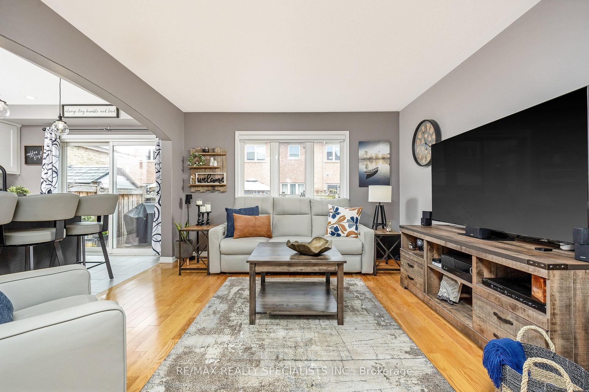 Photo 8 of 590 Speyer Circle, Milton, Harrison — HOMEH