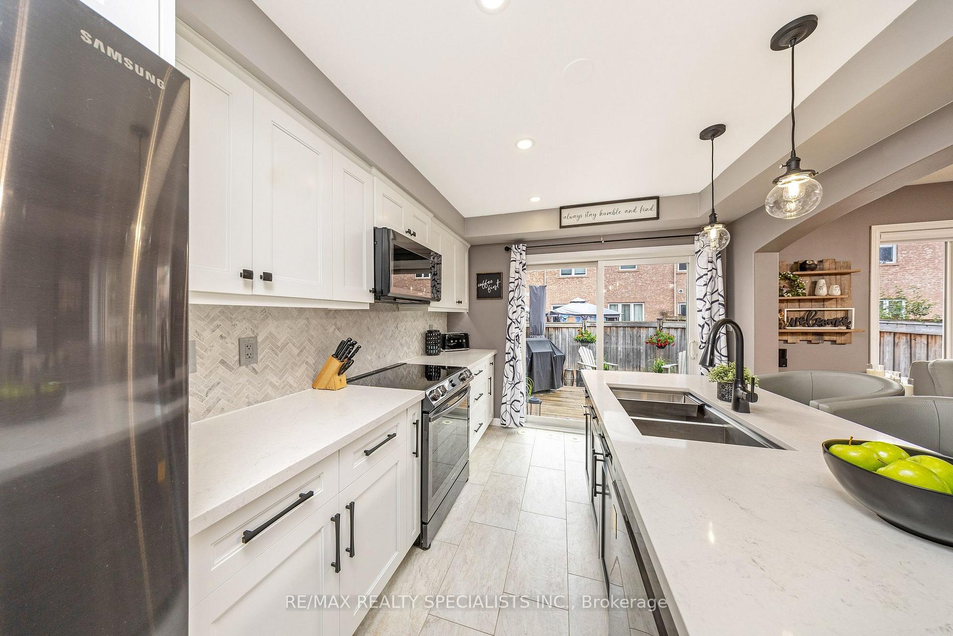 Photo 15 of 590 Speyer Circle, Milton, Harrison — HOMEH