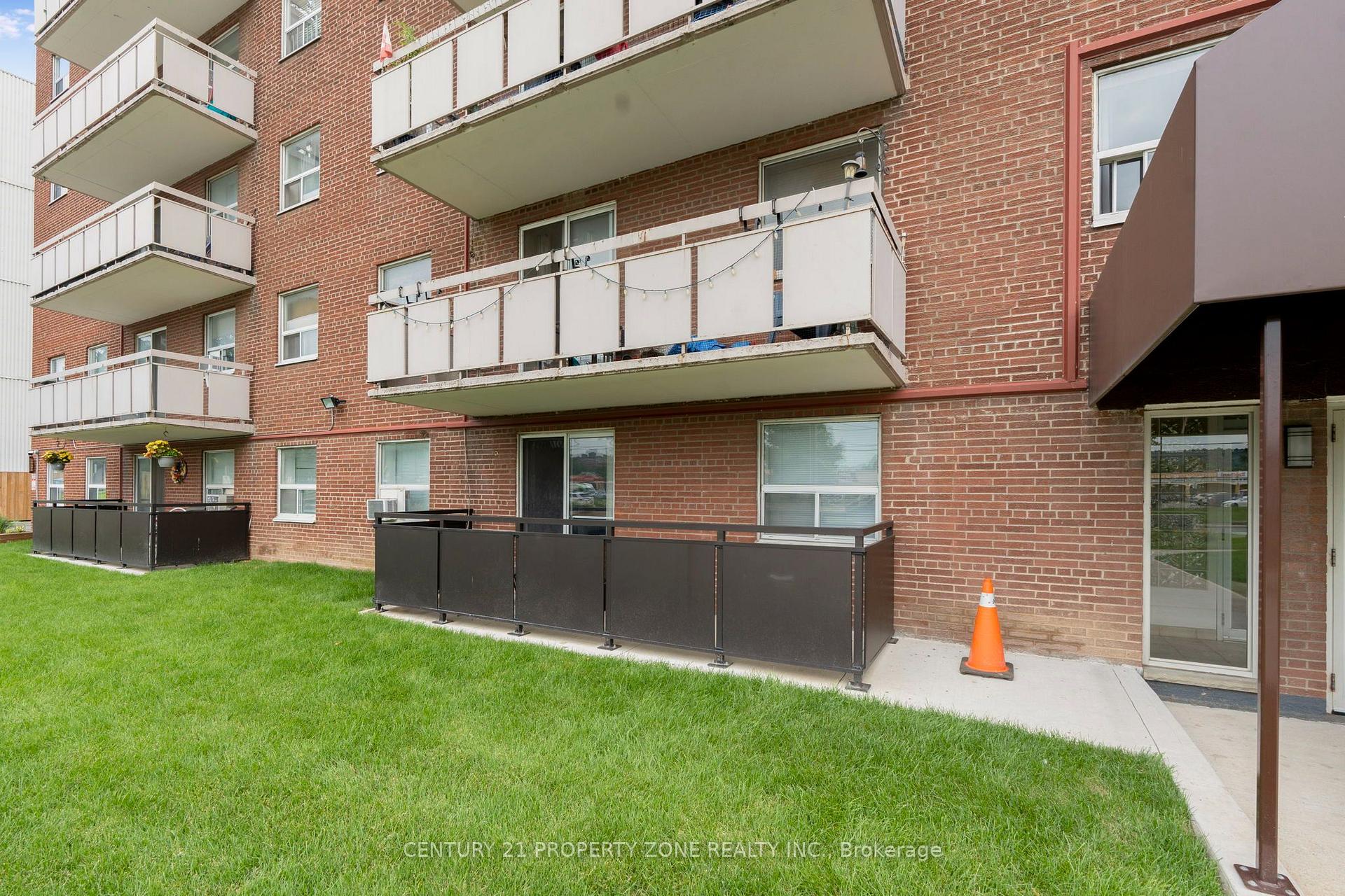 Photo 6 of Unit 105, 851 Queenston Road, Hamilton, Stoney Creek — HOMEH