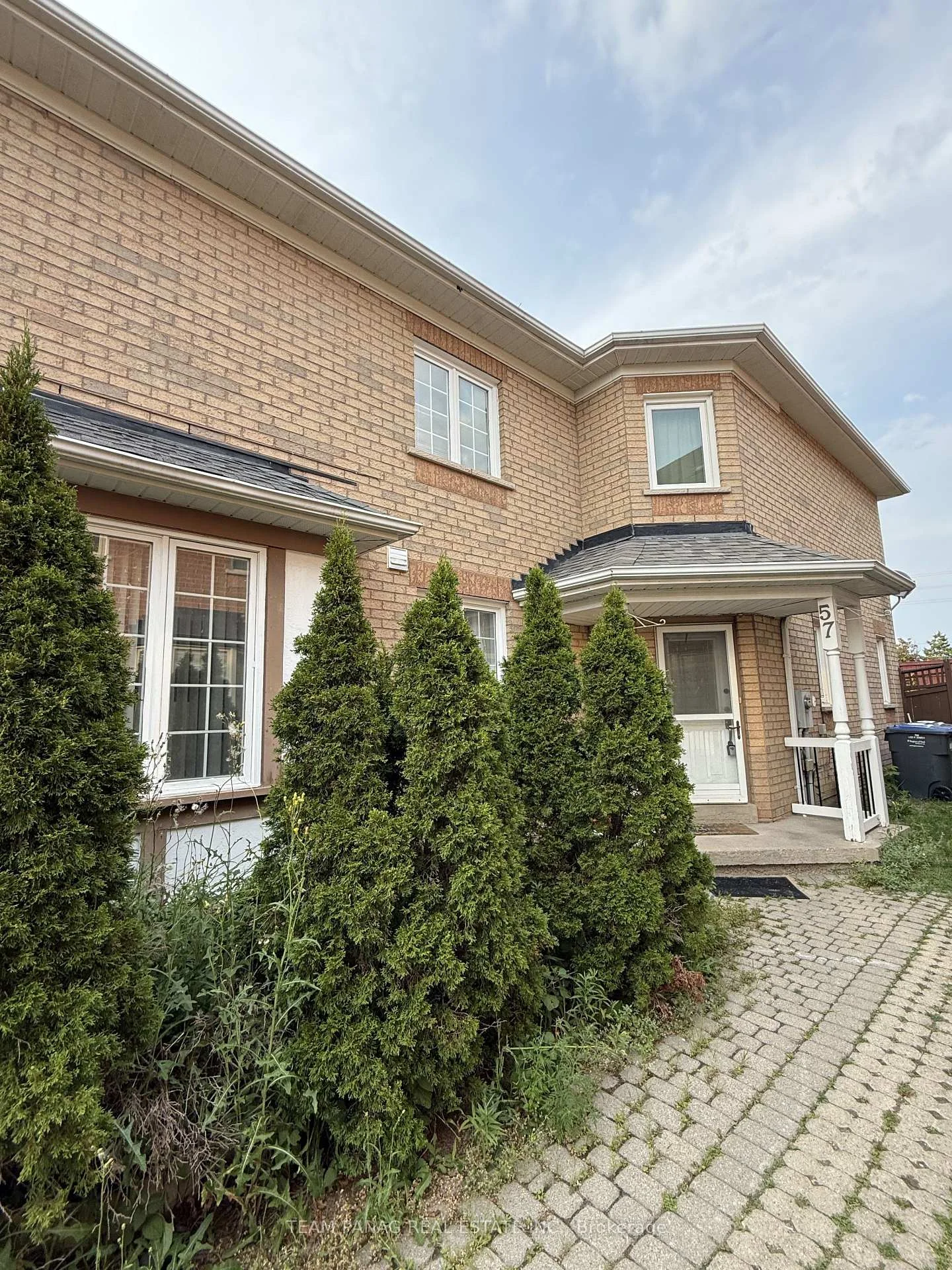 Photo 1 of 57 Quail Feather Crescent, Brampton, Sandringham-Wellington — HOMEH
