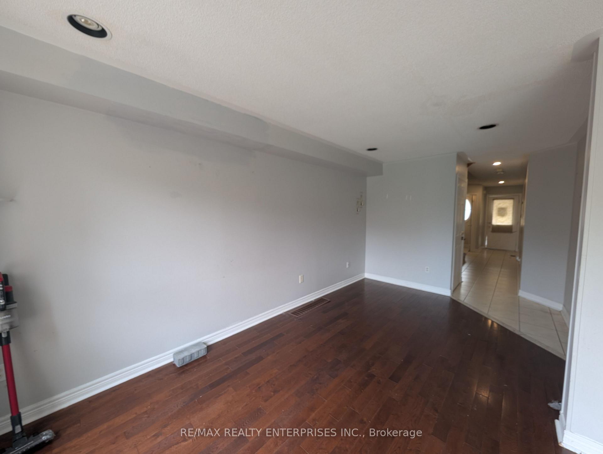 Photo 5 of 3974 Manatee Way, Mississauga, Churchill Meadows — HOMEH