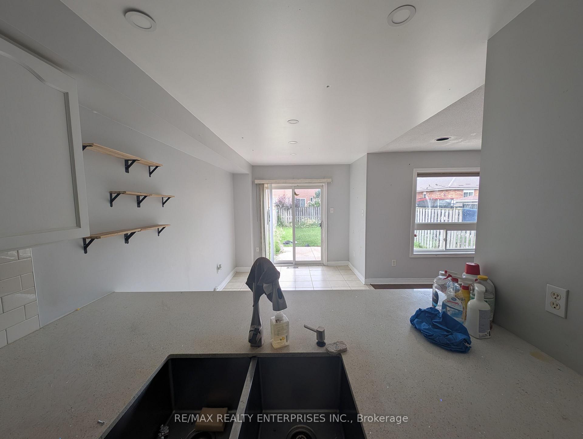 Photo 7 of 3974 Manatee Way, Mississauga, Churchill Meadows — HOMEH