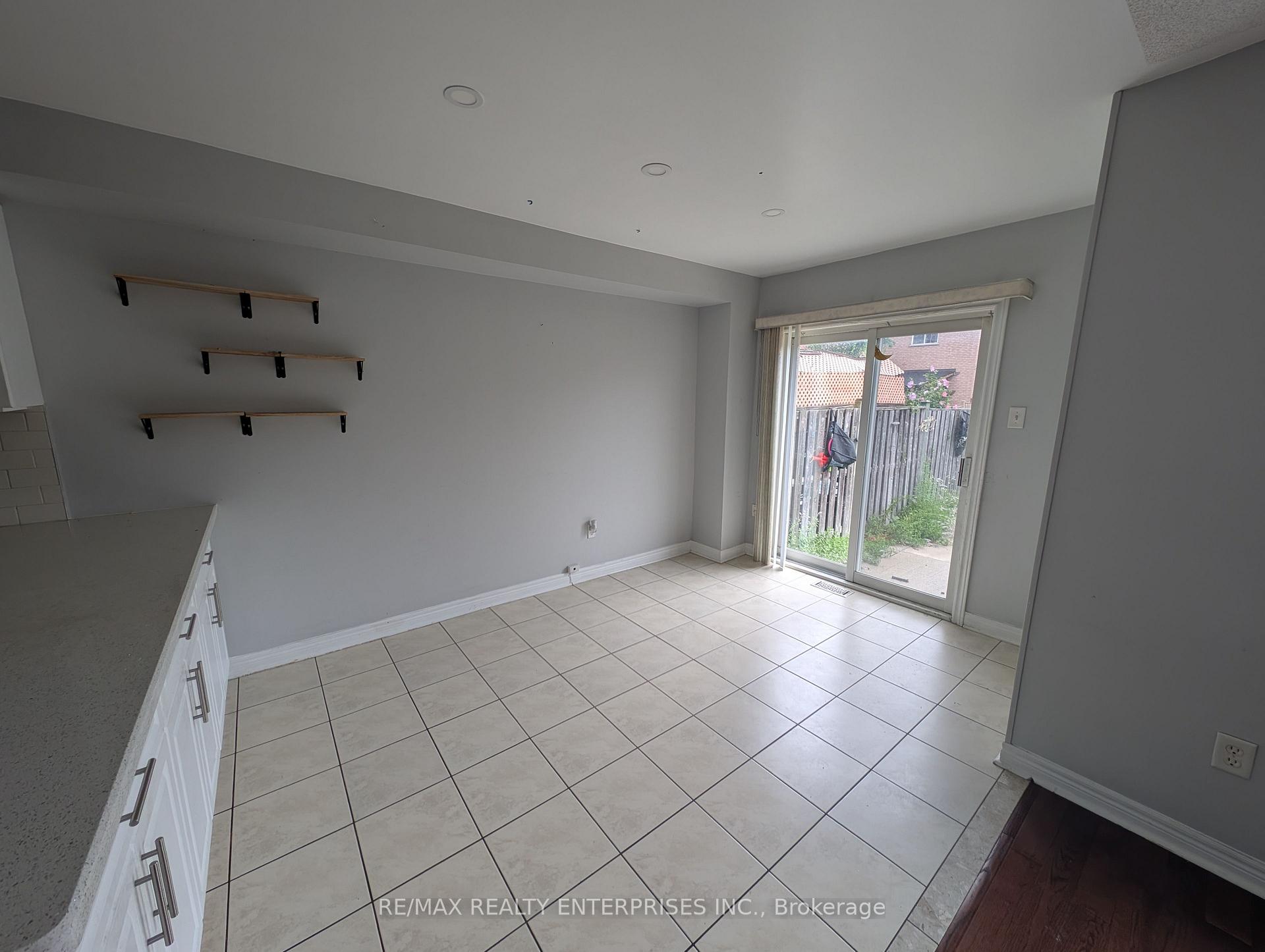 Photo 9 of 3974 Manatee Way, Mississauga, Churchill Meadows — HOMEH