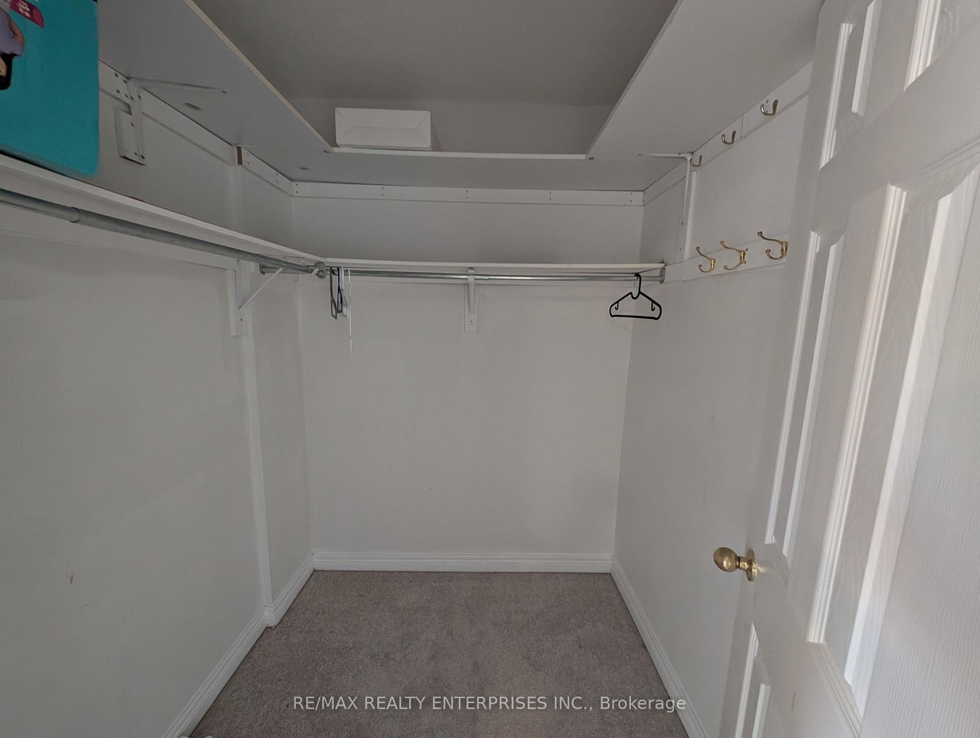 Photo 11 of 3974 Manatee Way, Mississauga, Churchill Meadows — HOMEH