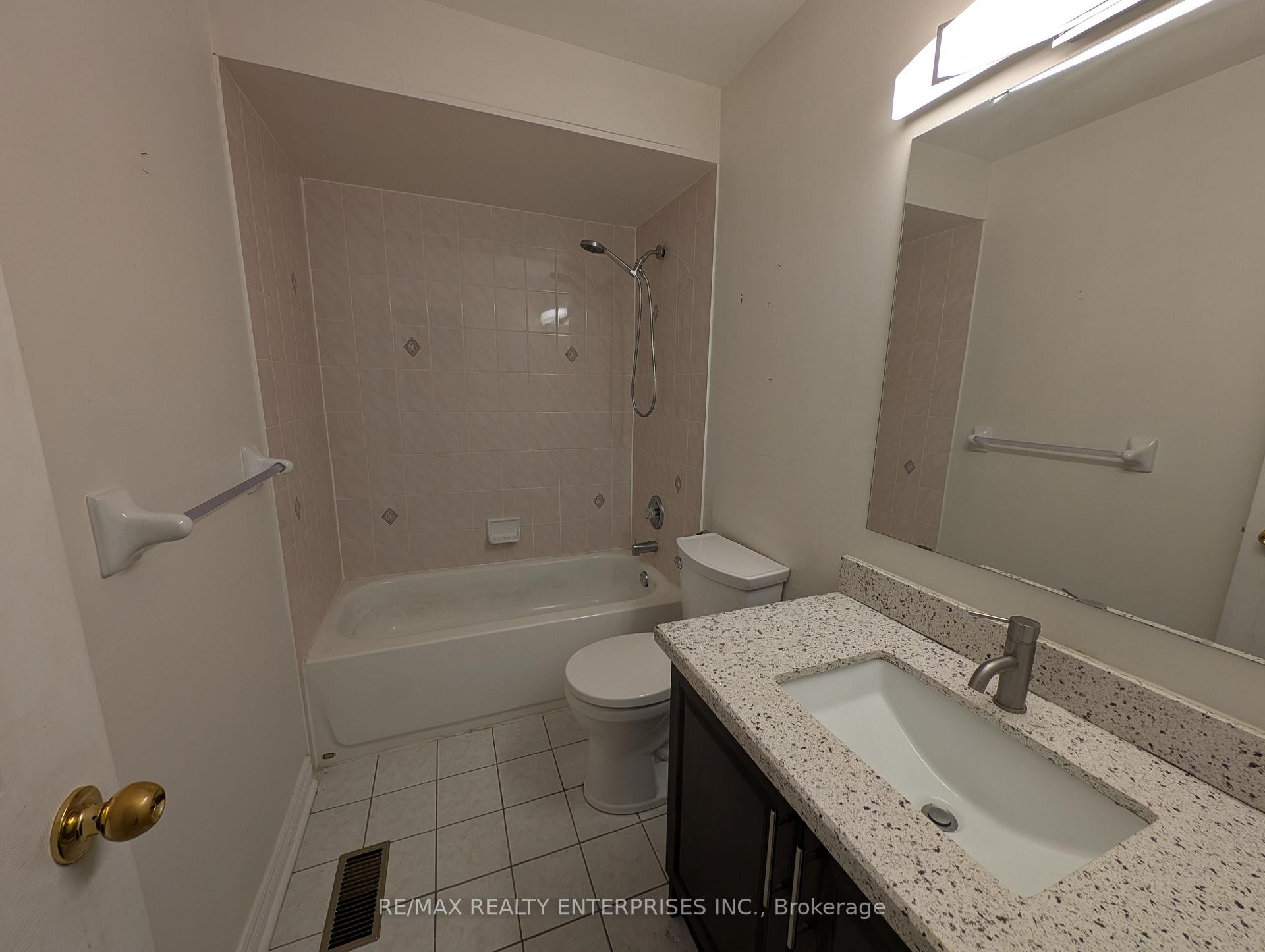 Photo 15 of 3974 Manatee Way, Mississauga, Churchill Meadows — HOMEH