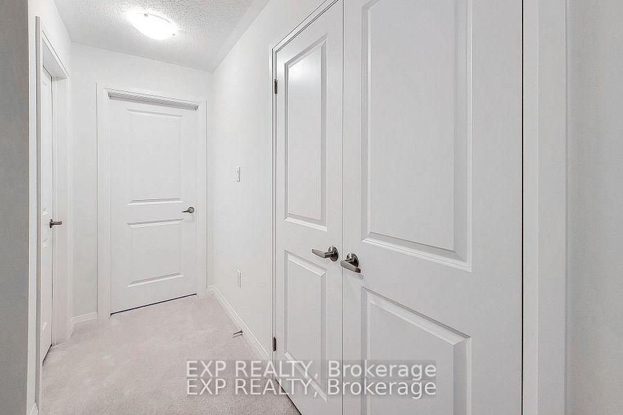 Photo 23 of 52 Blain Drive, Hamilton, Binbrook — HOMEH