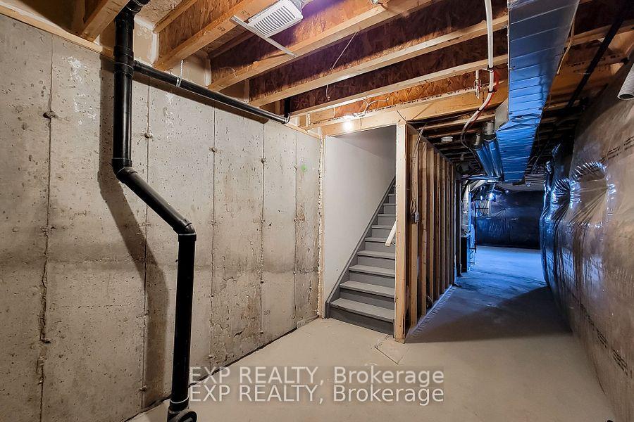 Photo 35 of 52 Blain Drive, Hamilton, Binbrook — HOMEH