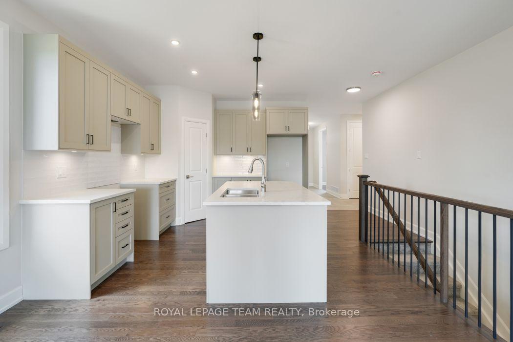 Photo 11 of 1189 Potter Drive, Brockville, Brockville — HOMEH