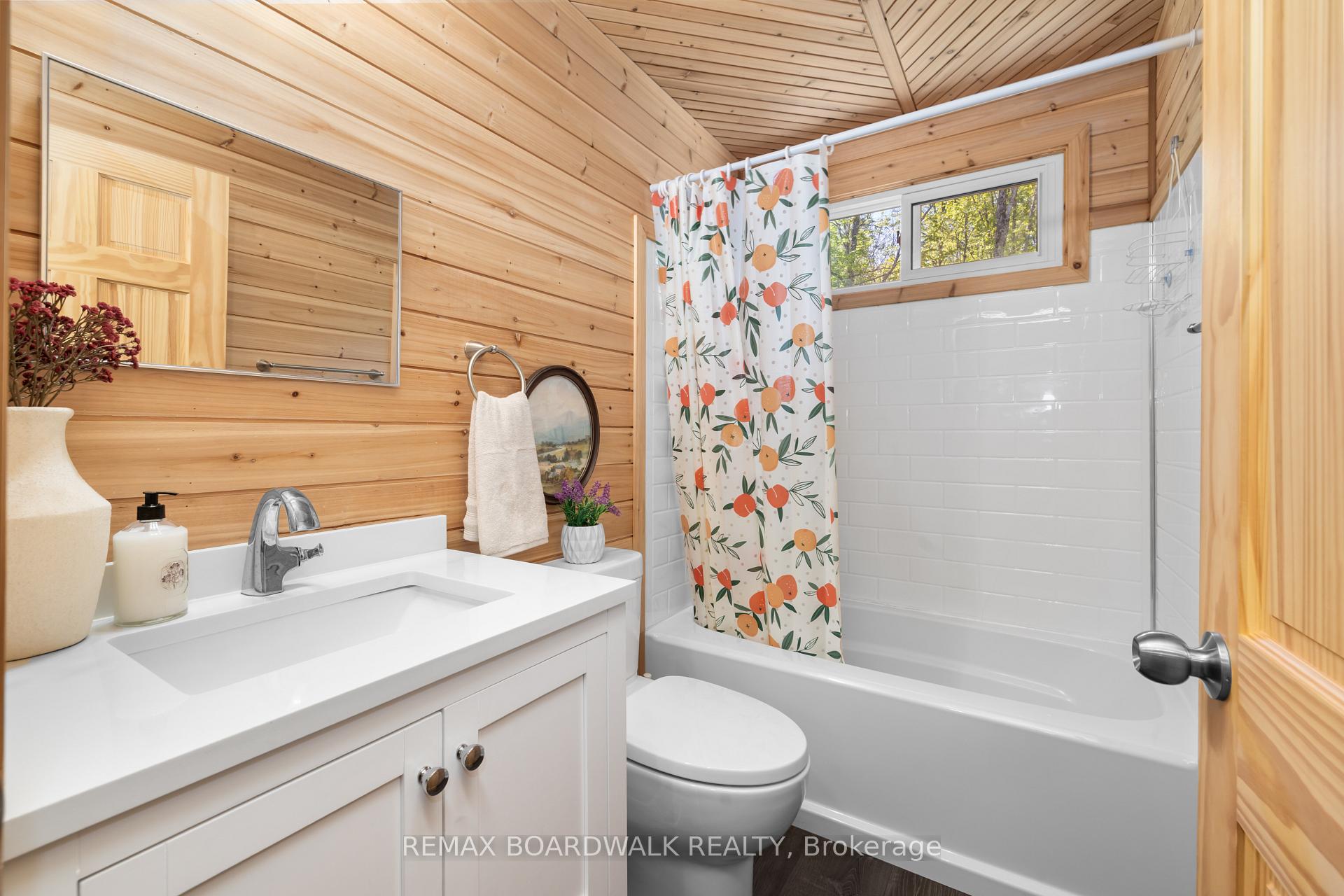 Photo 26 of 339 Leavoy Lane, Horton, Horton Twp — HOMEH