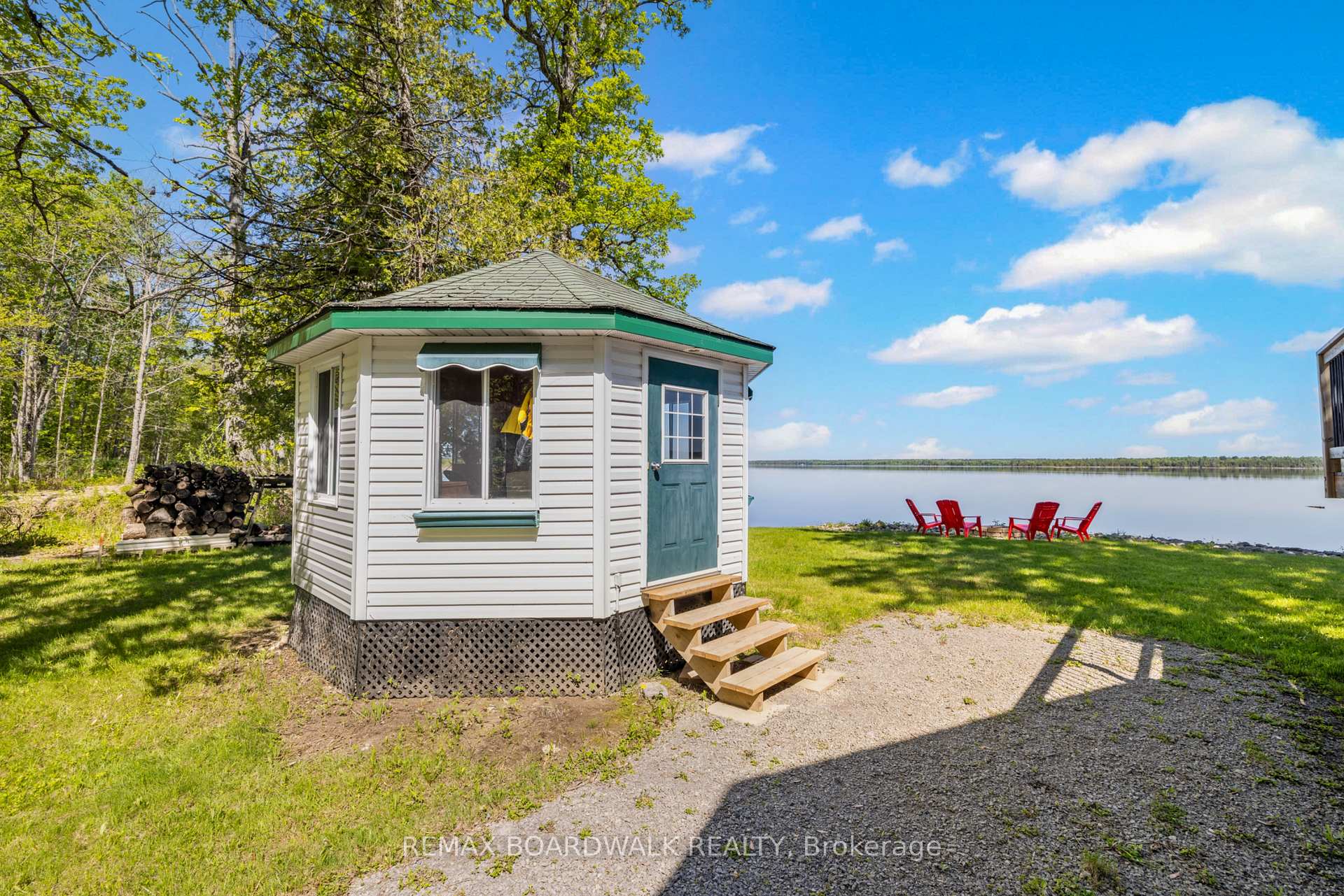 Photo 32 of 339 Leavoy Lane, Horton, Horton Twp — HOMEH