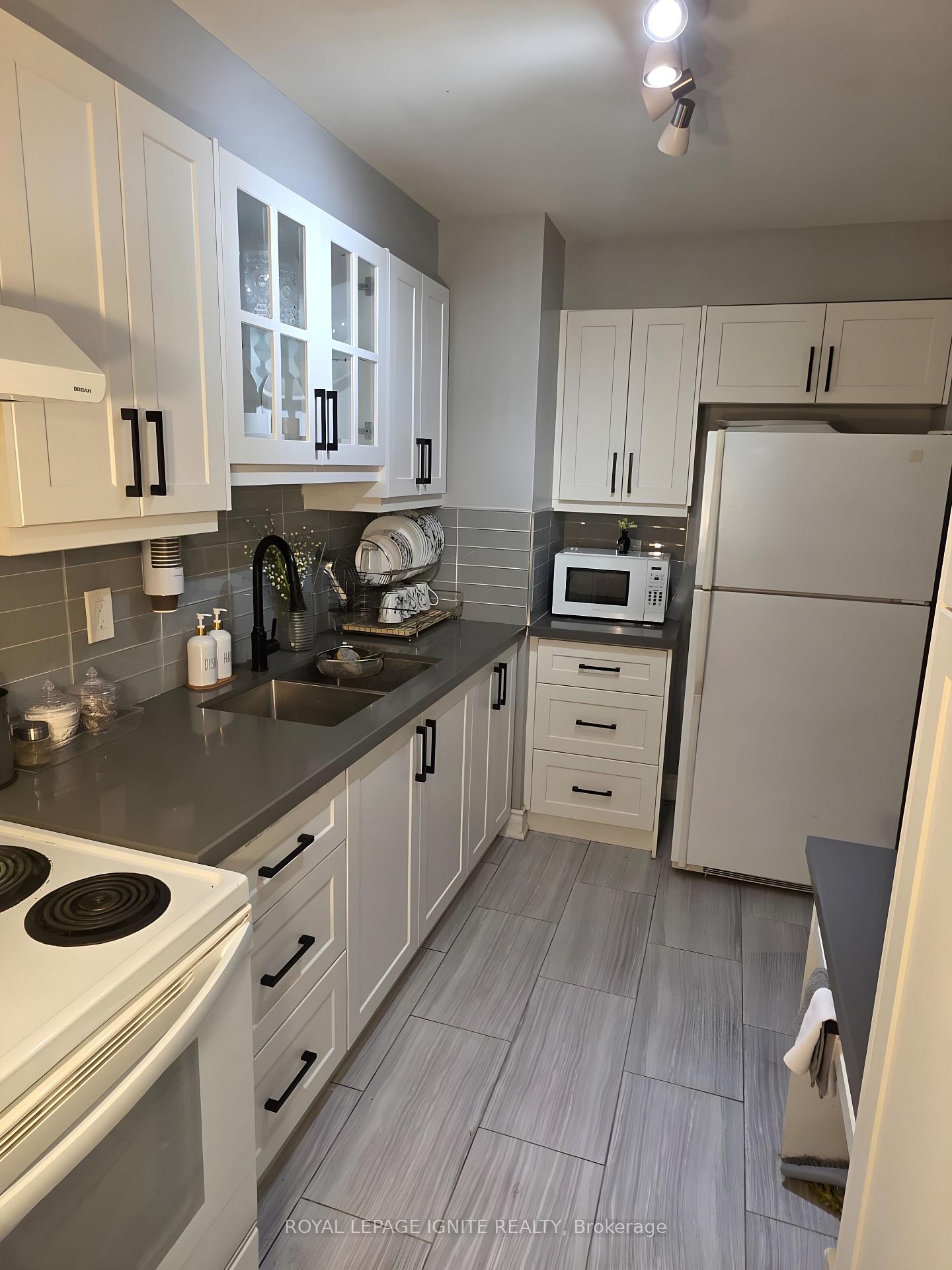 Photo 22 of Unit 415, 5 Massey Square, Toronto, Crescent Town — HOMEH