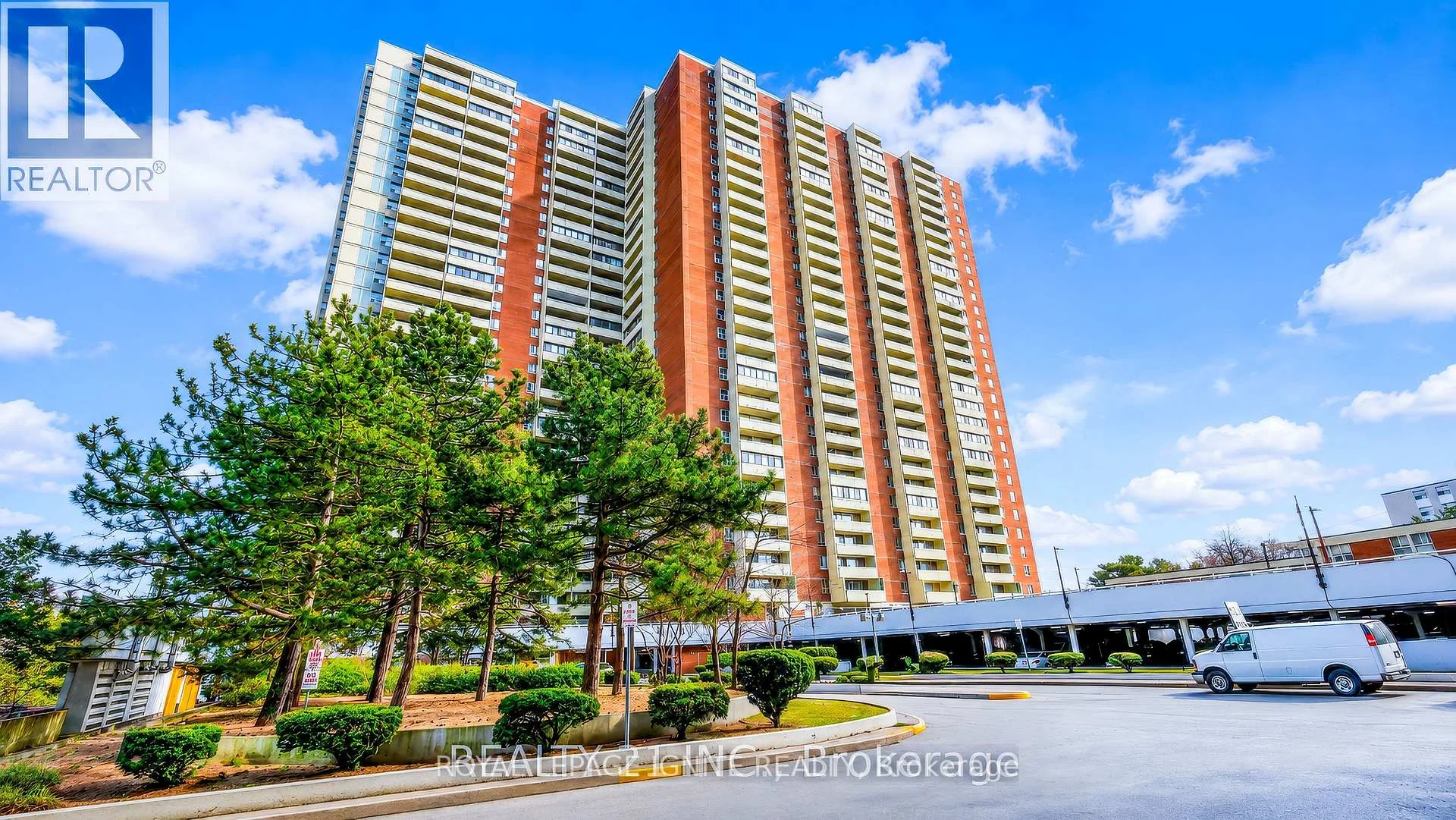 Photo 3 of Unit 415, 5 Massey Square, Toronto, Crescent Town — HOMEH