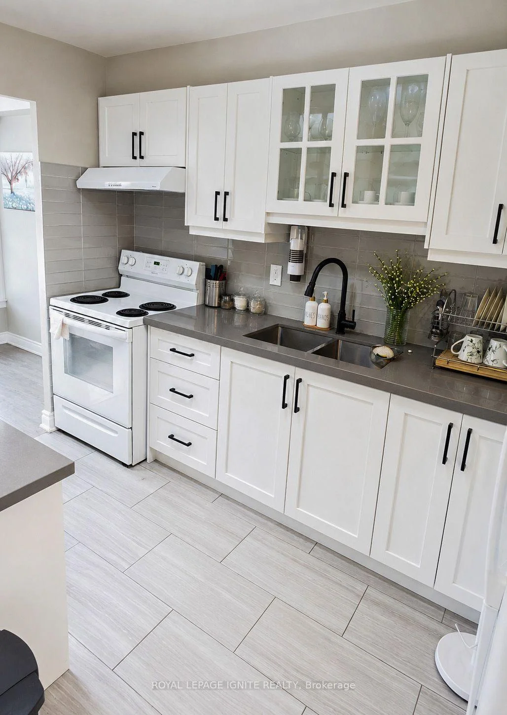 Photo 11 of Unit 415, 5 Massey Square, Toronto, Crescent Town — HOMEH