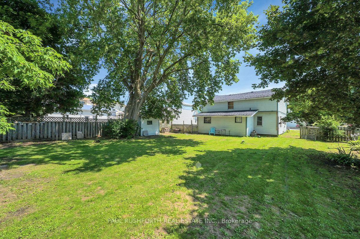 Photo 18 of 8 Second Street, Smiths Falls, Smiths Falls — HOMEH