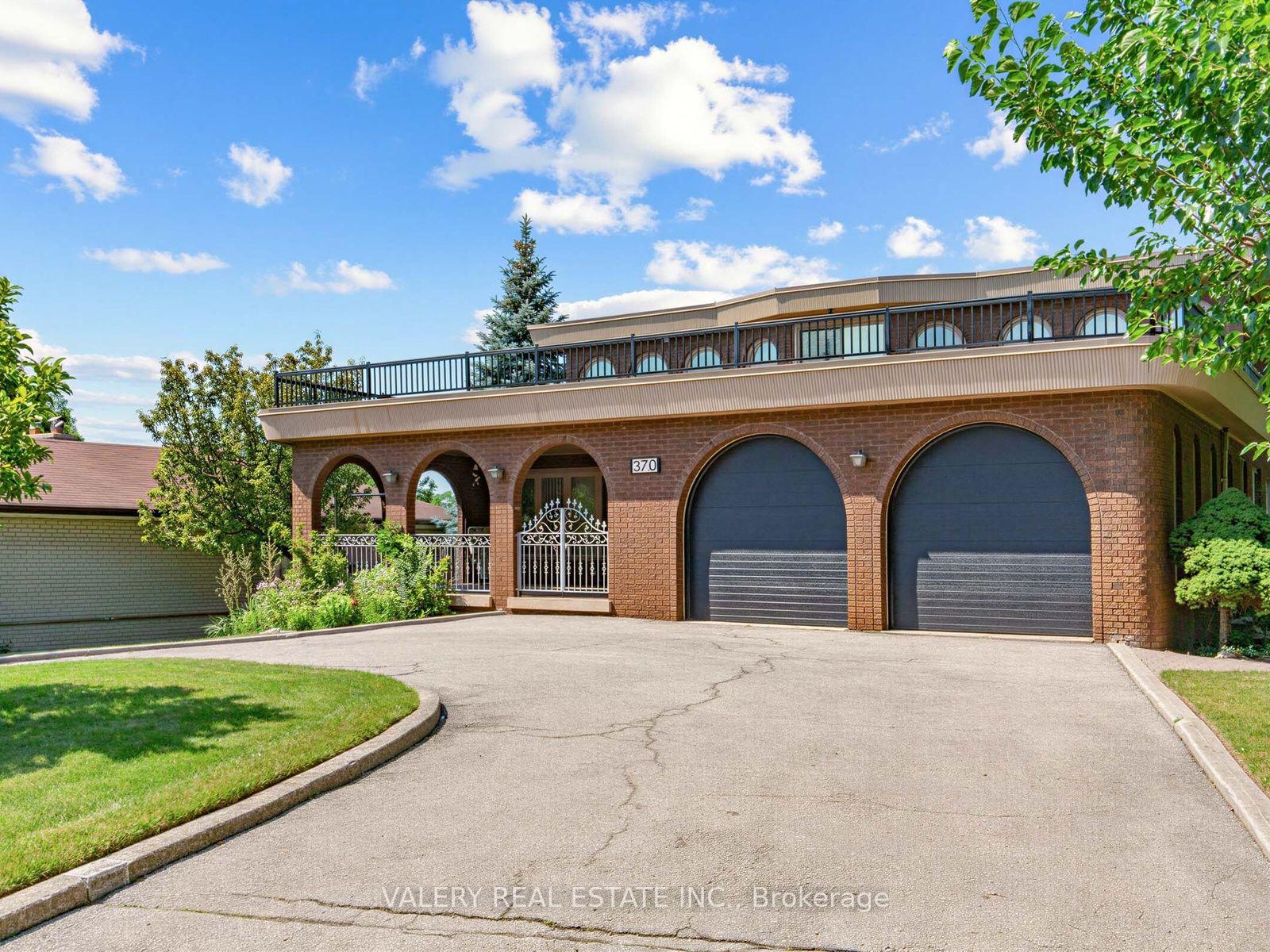 Photo of 370 Maple Leaf Drive