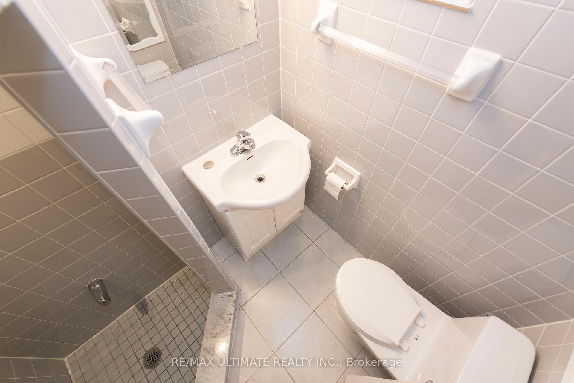 Photo 7 of 7 Joanith Lower Drive, Toronto, O'Connor-Parkview — HOMEH